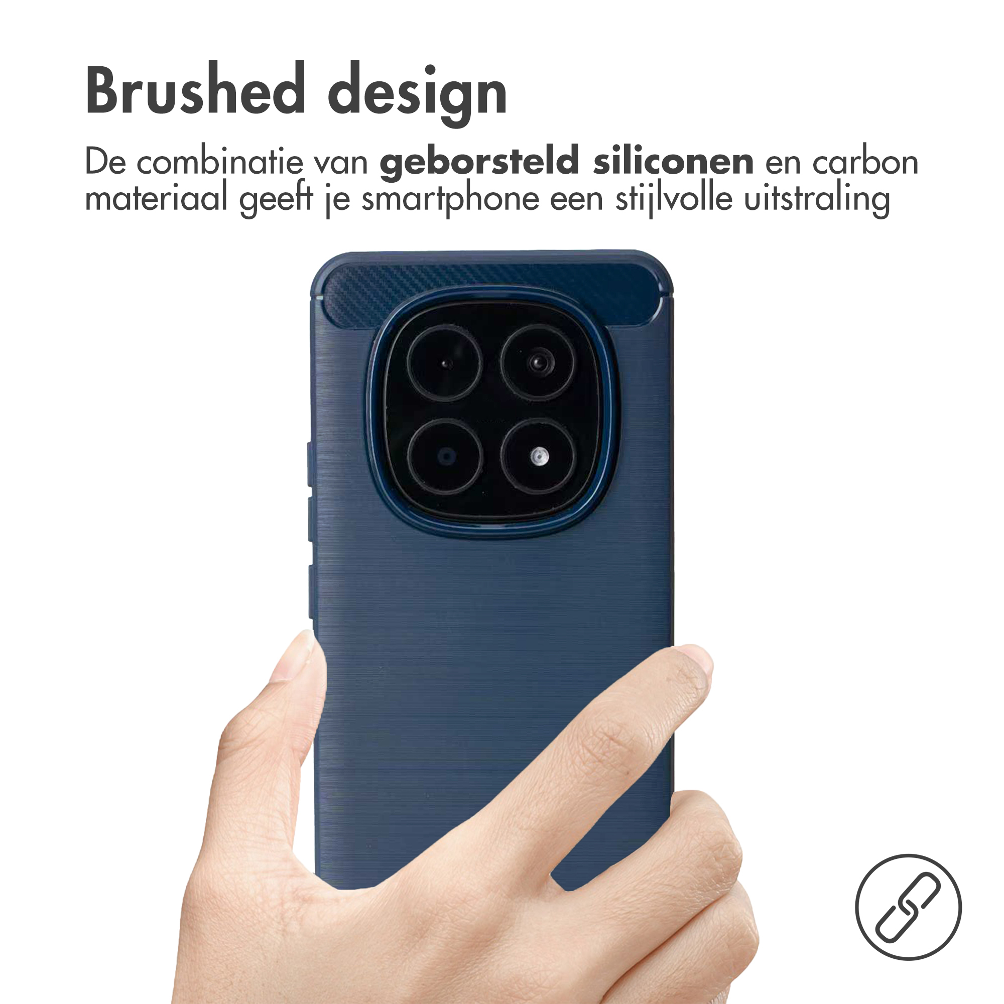Custodia blu per telefono con design spazzolato, tenuta da una mano.