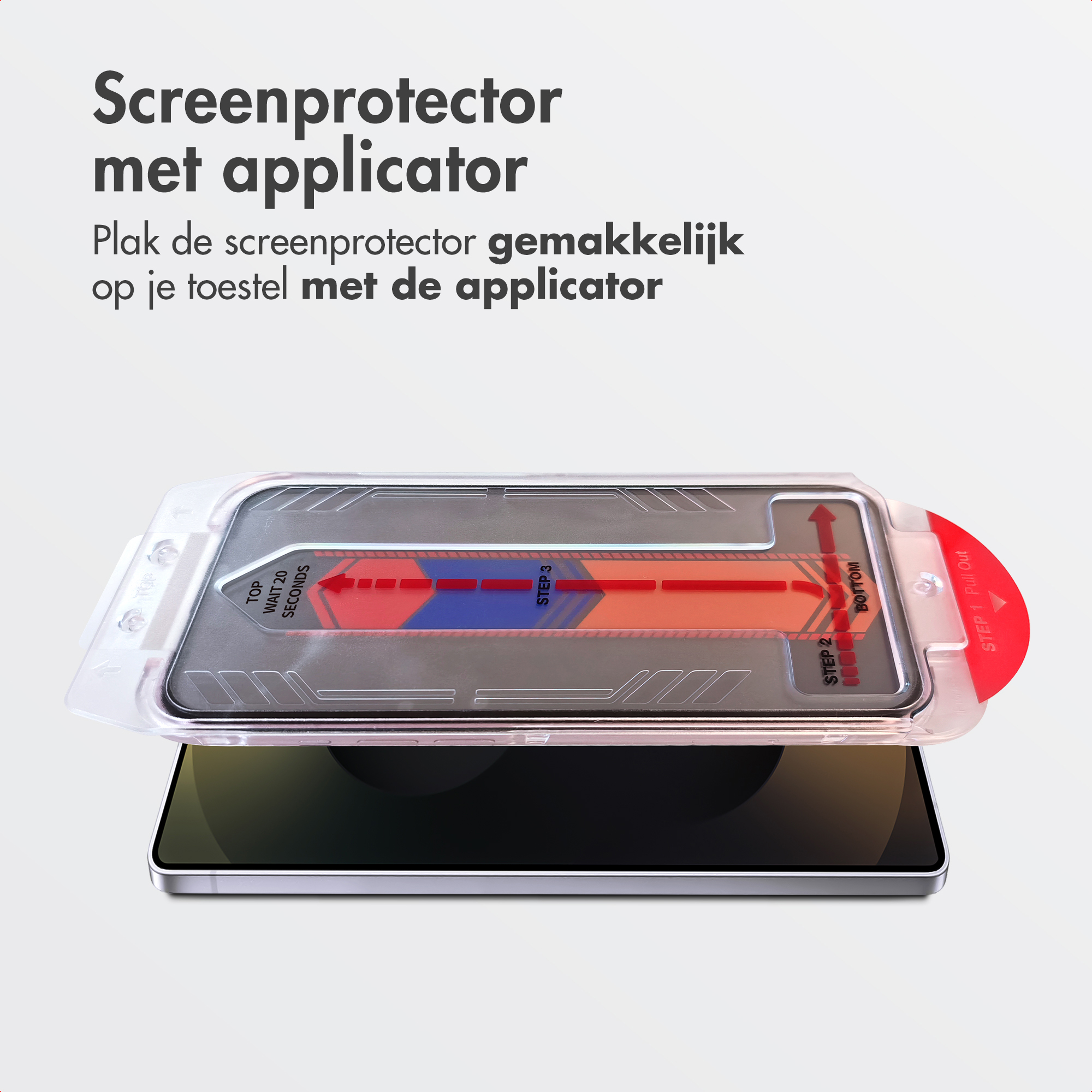 Una protezione schermo per telefono con applicatore su uno smartphone.