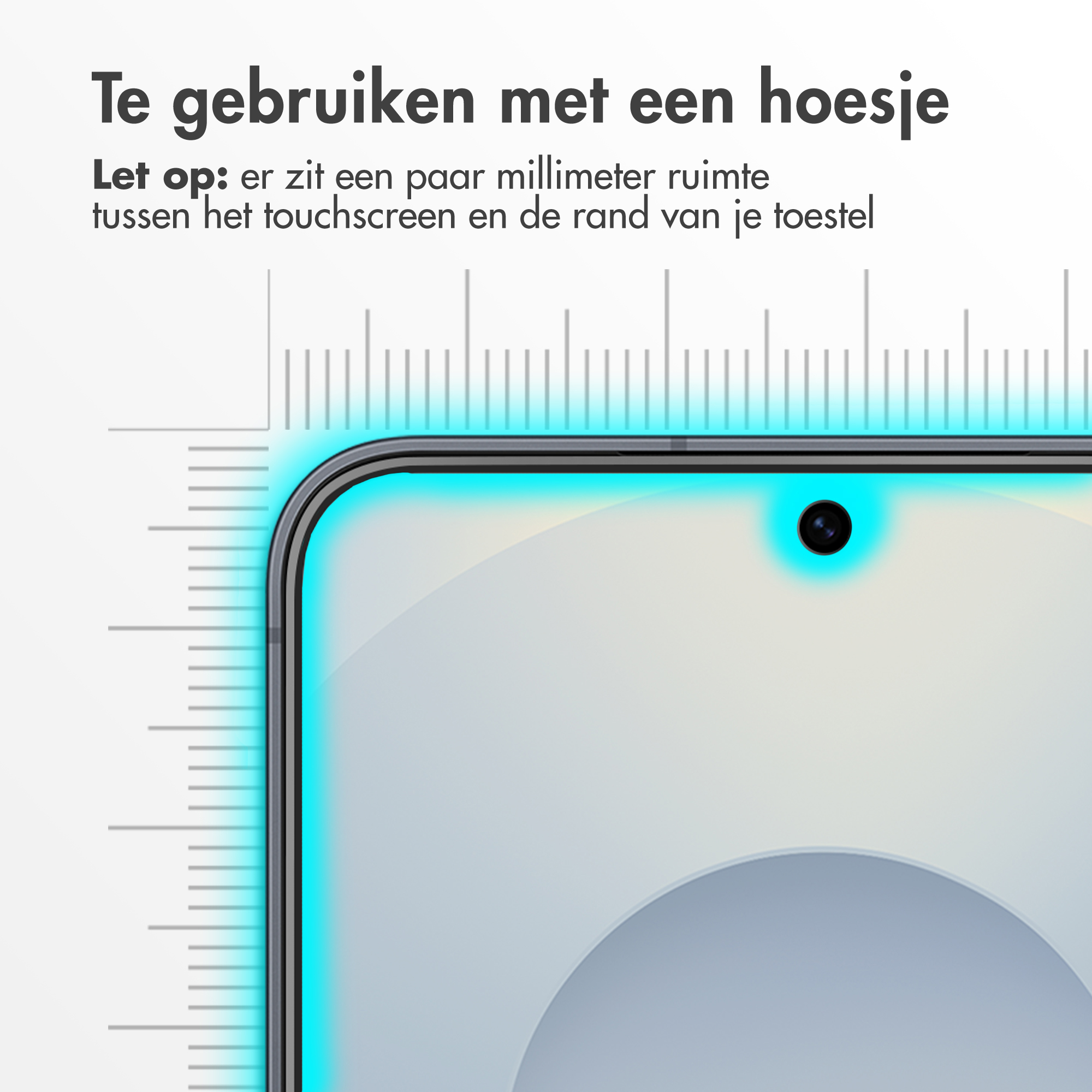 Primo piano di uno smartphone con righello che mostra spazio tra schermo e bordo.