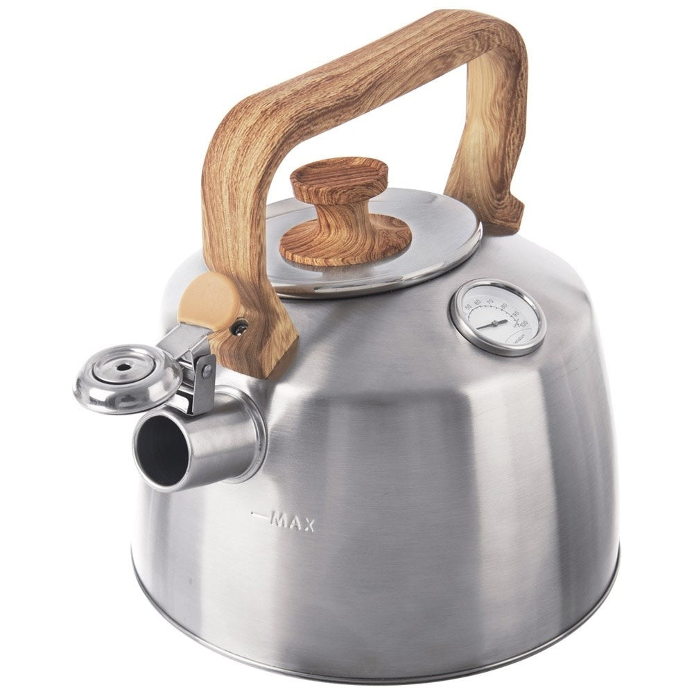 Tetera de acero inoxidable con mango de madera y termómetro incorporado.