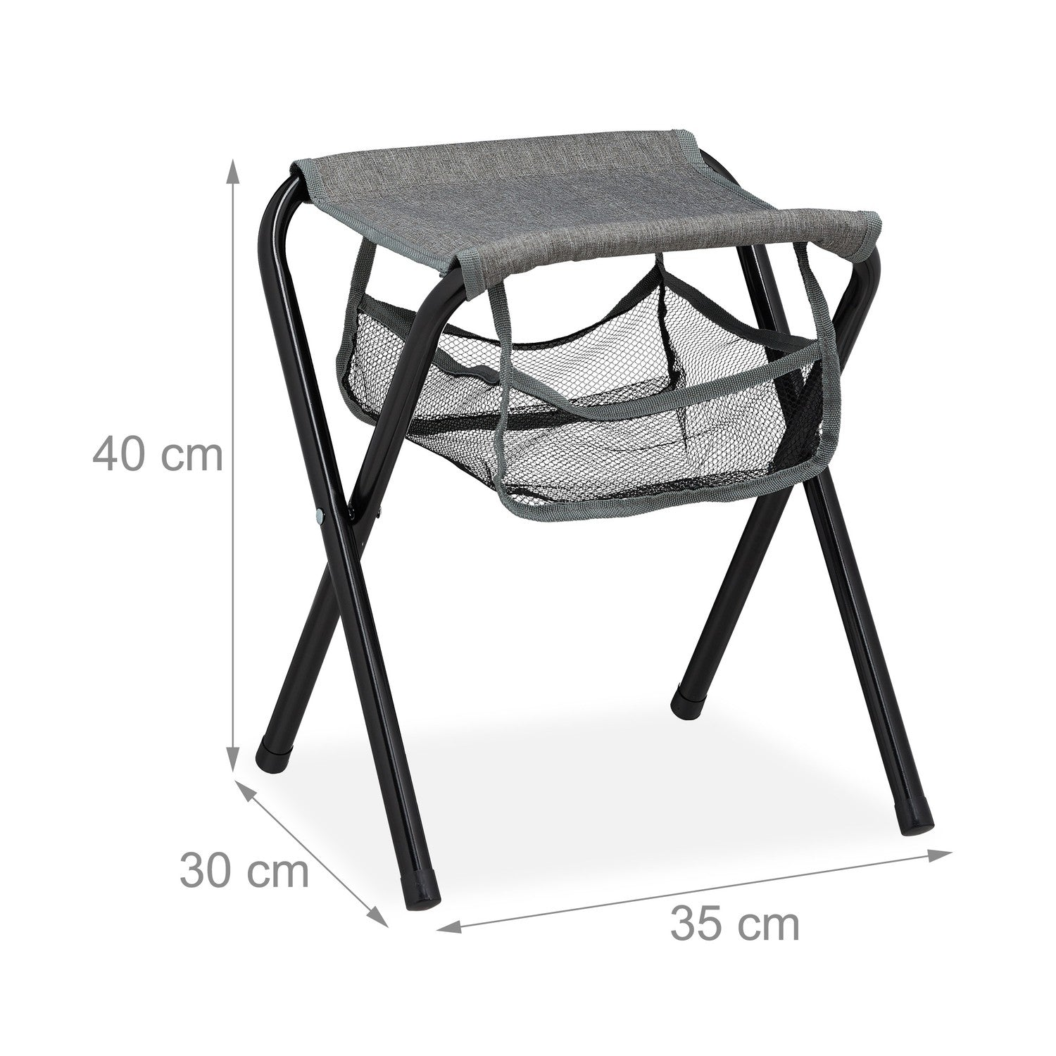 Taburete plegable gris con estructura metálica negra y almacenaje de red. Medidas: 40x30x35cm.