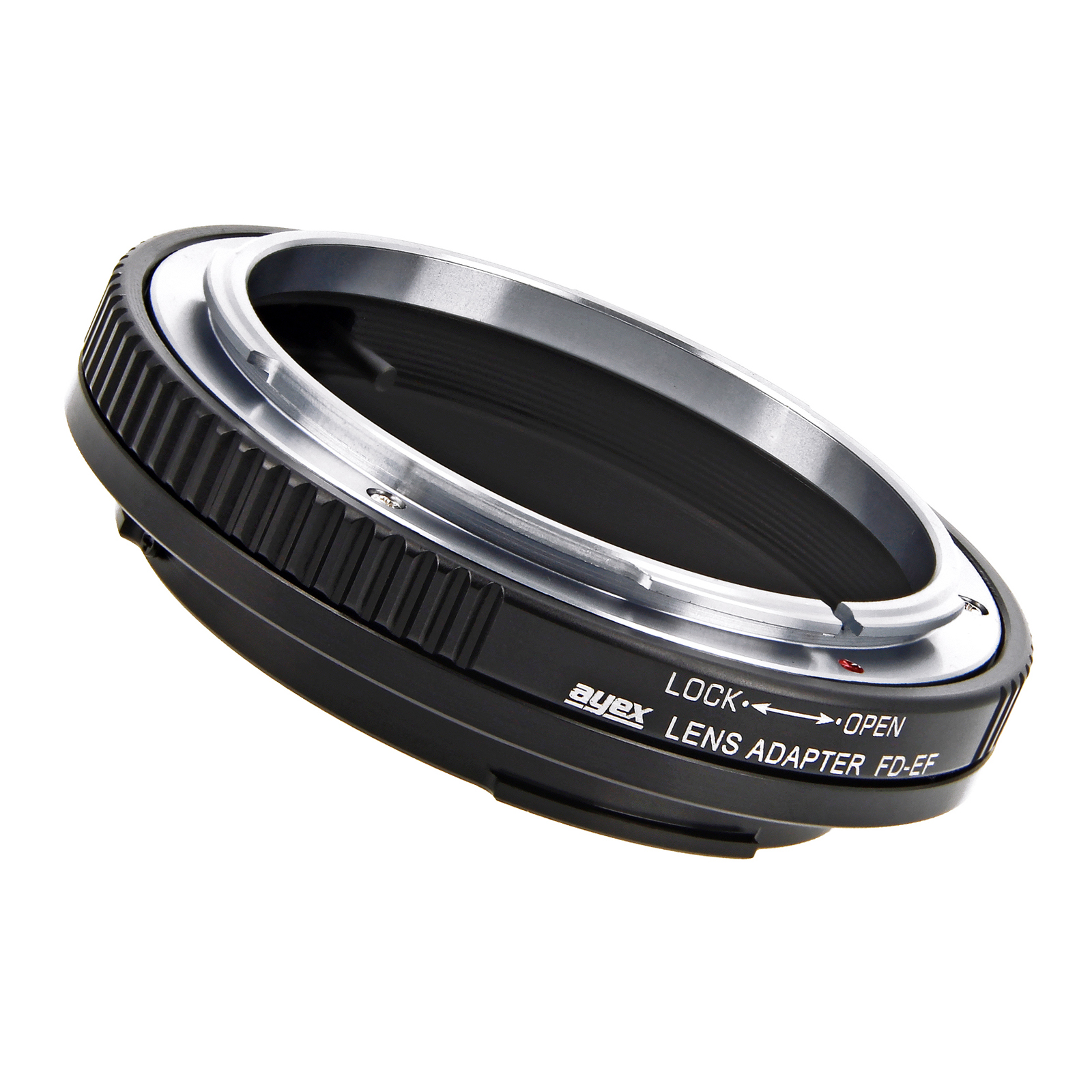 Ein schwarzer Objektivadapter aus Metall mit der Aufschrift „LENS ADAPTER FD-EF“.