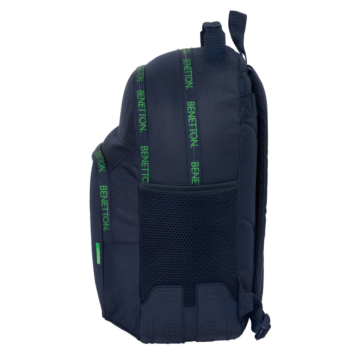 Dunkelblauer Rucksack mit grünen BENETTON-Streifen und Netzseitentasche.