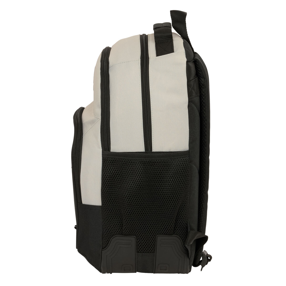 Grauer Rucksack mit schwarzen Reißverschlüssen und Netzfächern.