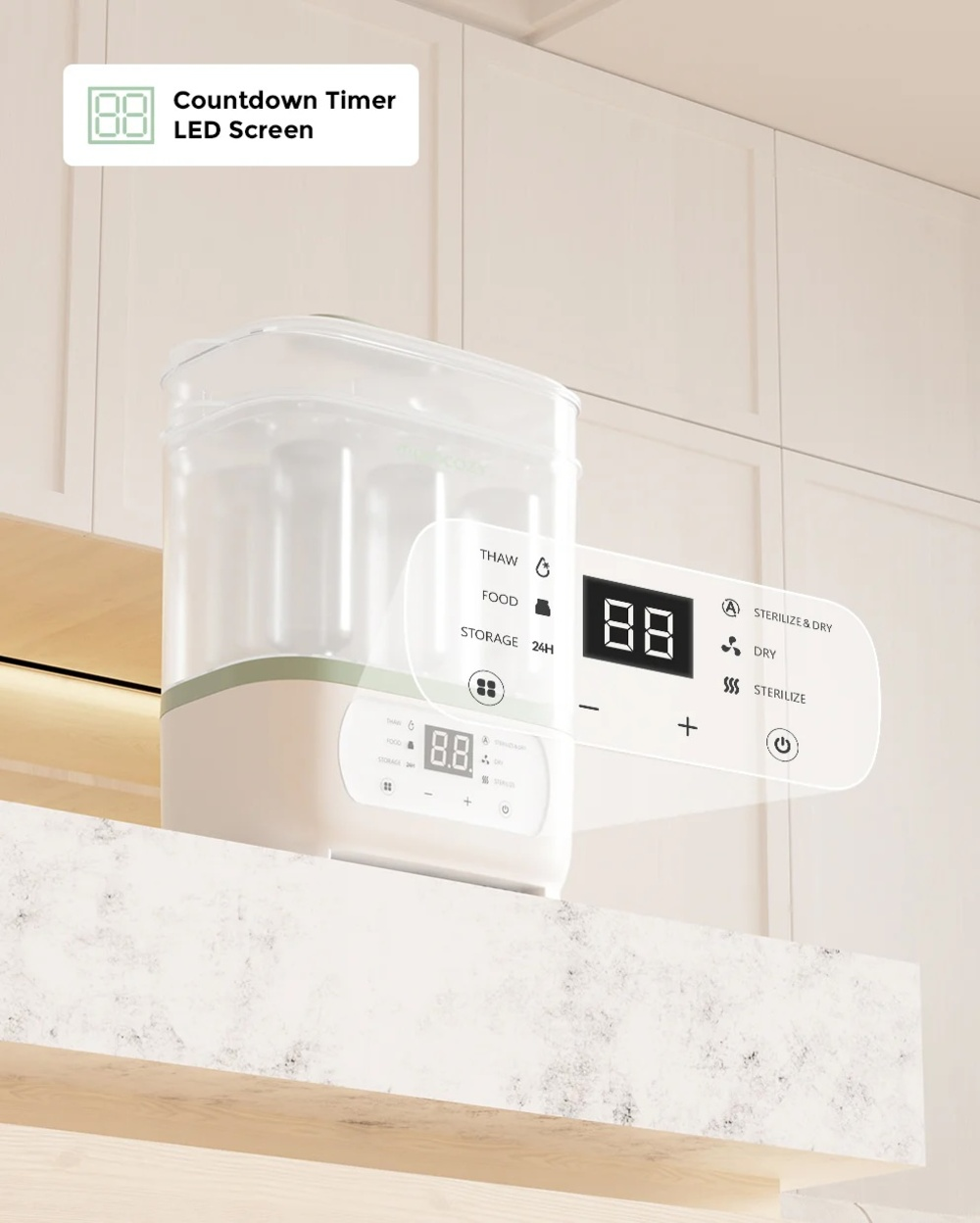Ein weißer Babyflaschensterilisator mit digitaler Anzeige und Bedienelementen.