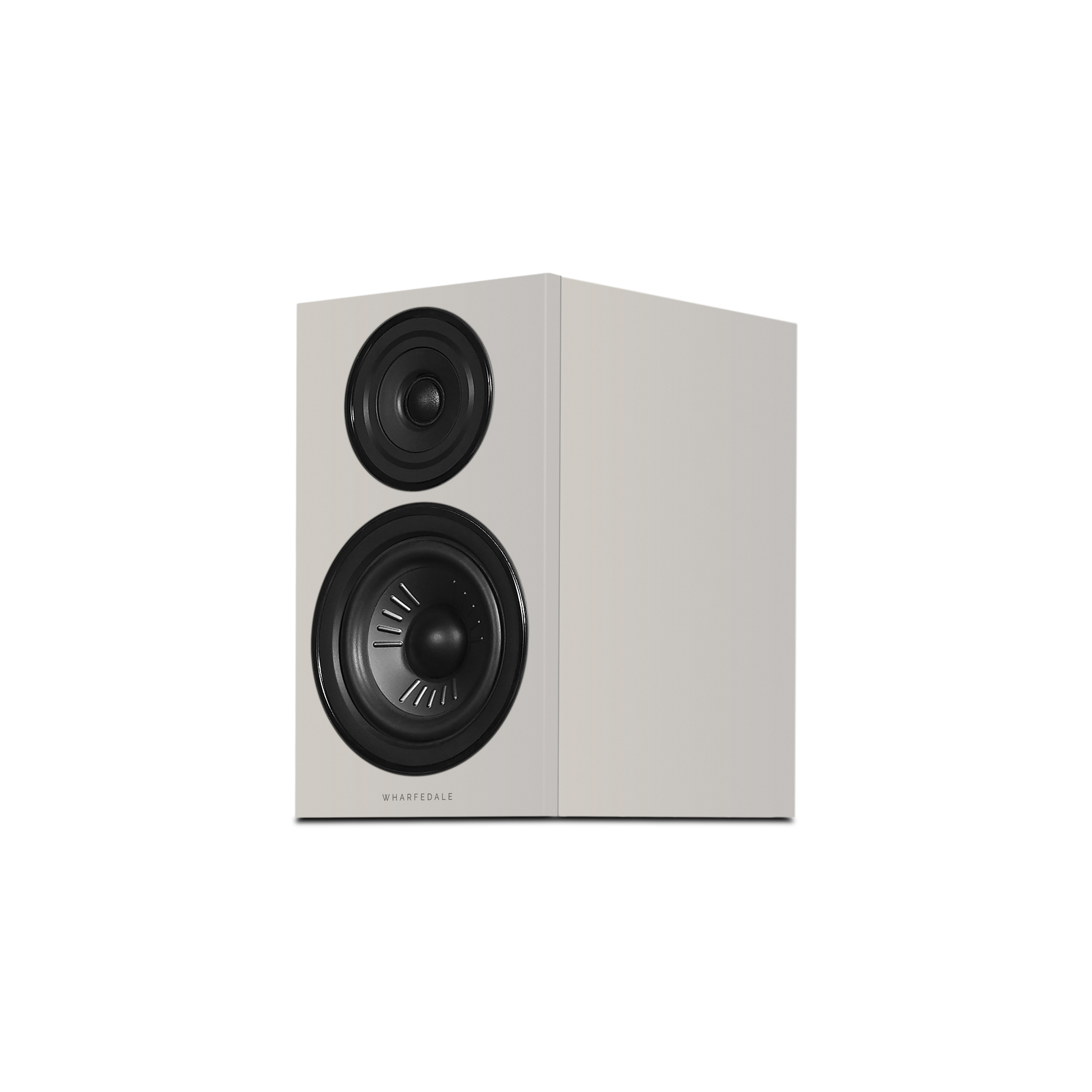 Een witte luidspreker met twee zwarte drivers. Onderaan staat WHARFEDALE.