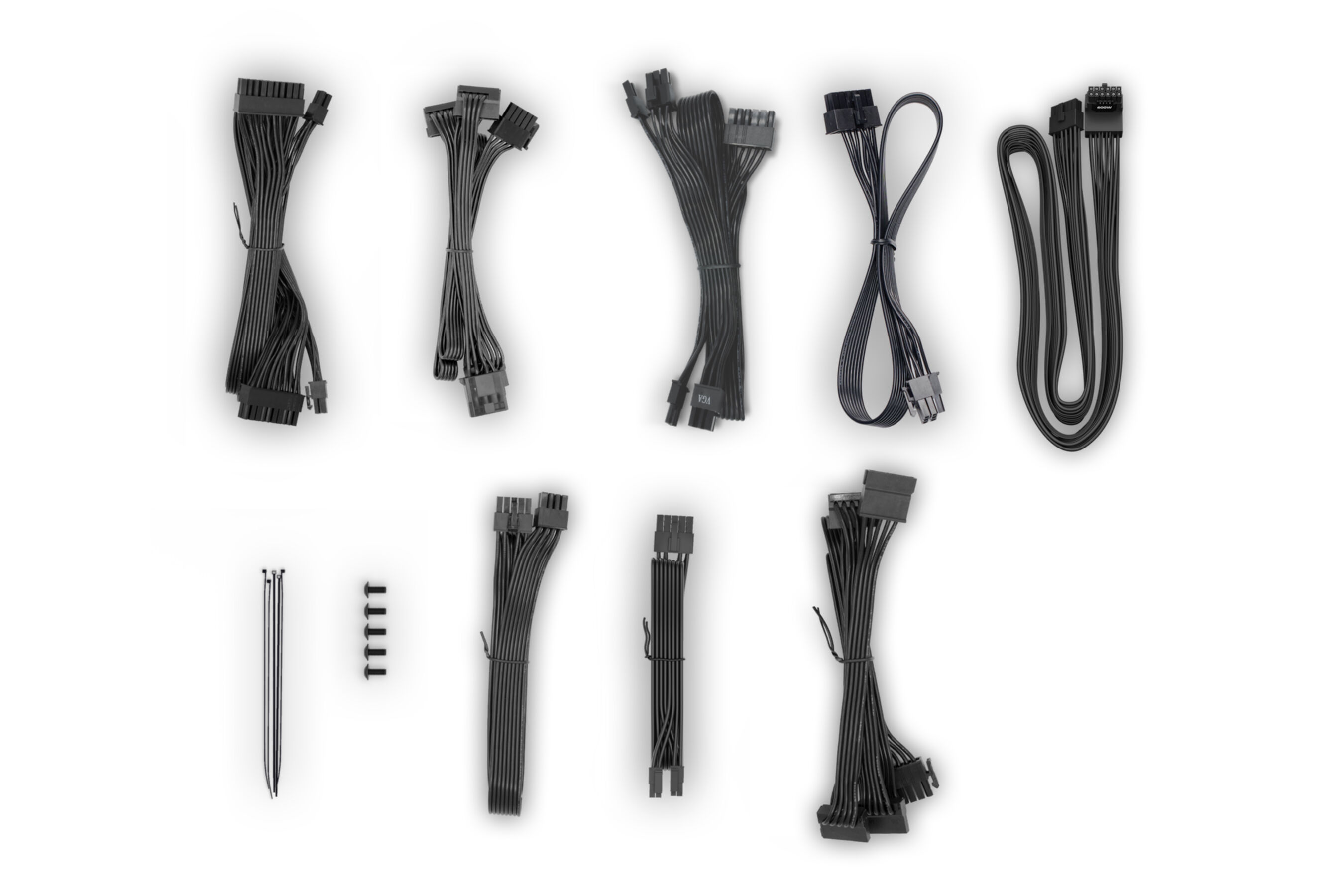 Różne czarne kable z różnymi złączami, w tym opaski kablowe i śruby.