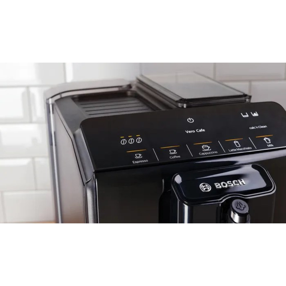 Macchina da caffè Bosch nera con pannello touch per Espresso, Caffè, Cappuccino.