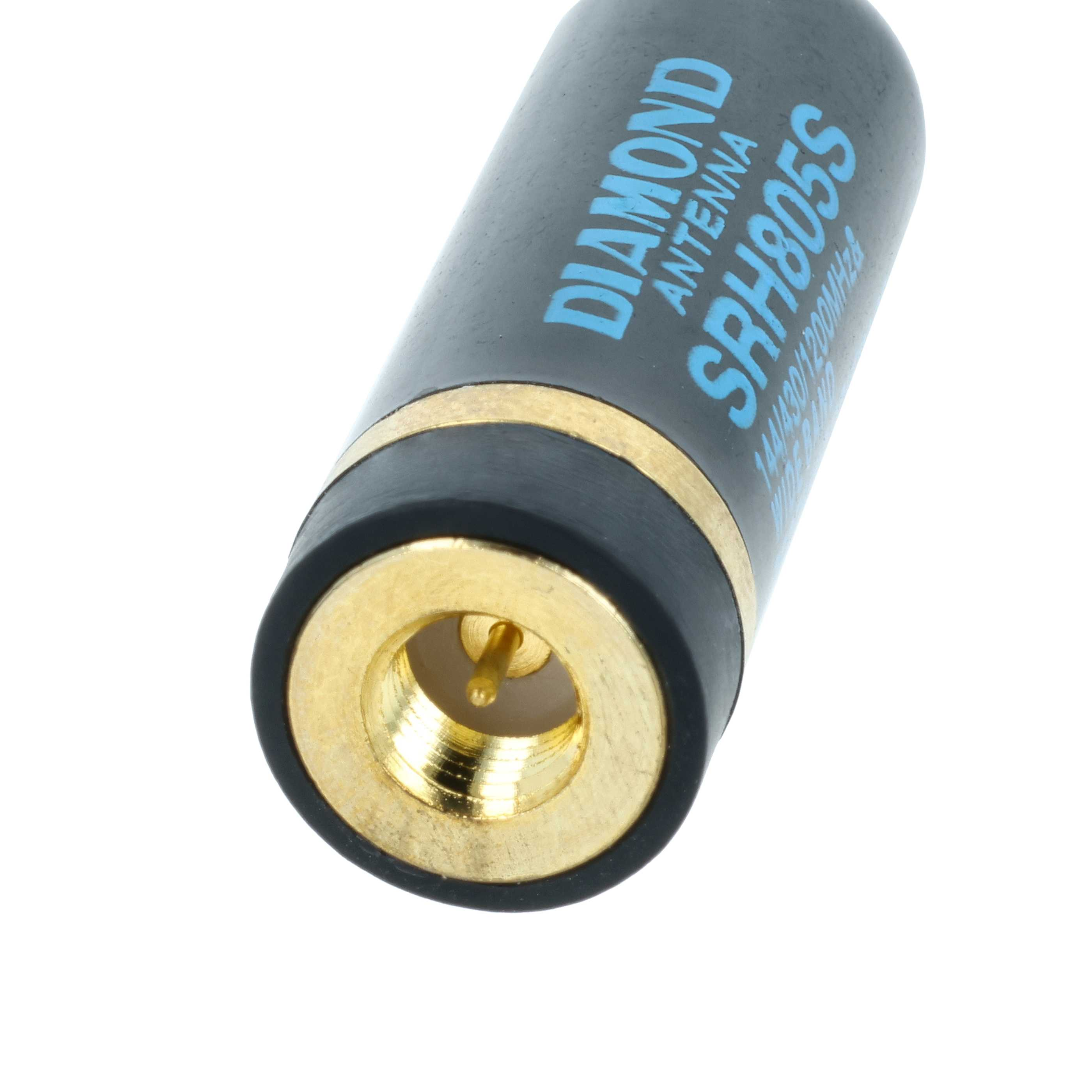 Schwarzer Antennenstab mit blauem Text 'Diamond Antenna SRH805S' und goldenem Anschluss.