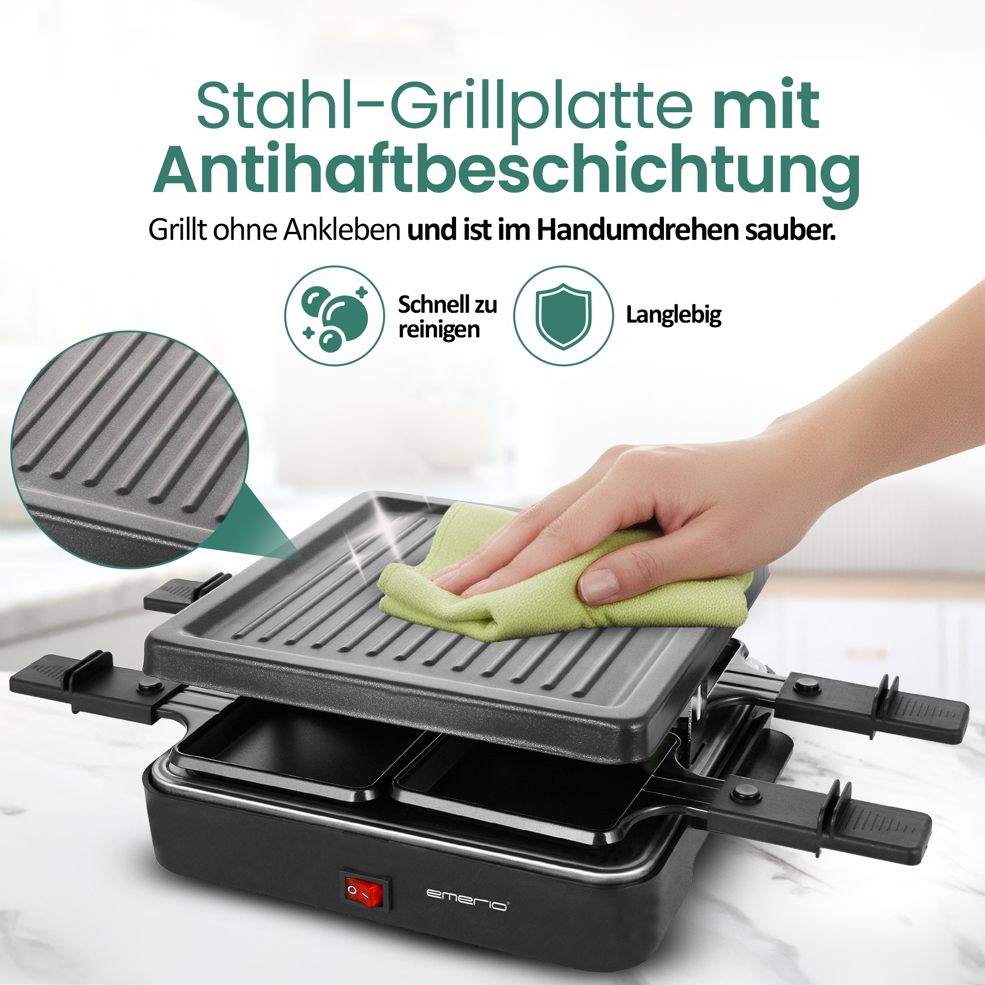 Eine Hand reinigt eine Grillplatte mit einem grünen Tuch. Stahl, Antihaftbeschichtung.