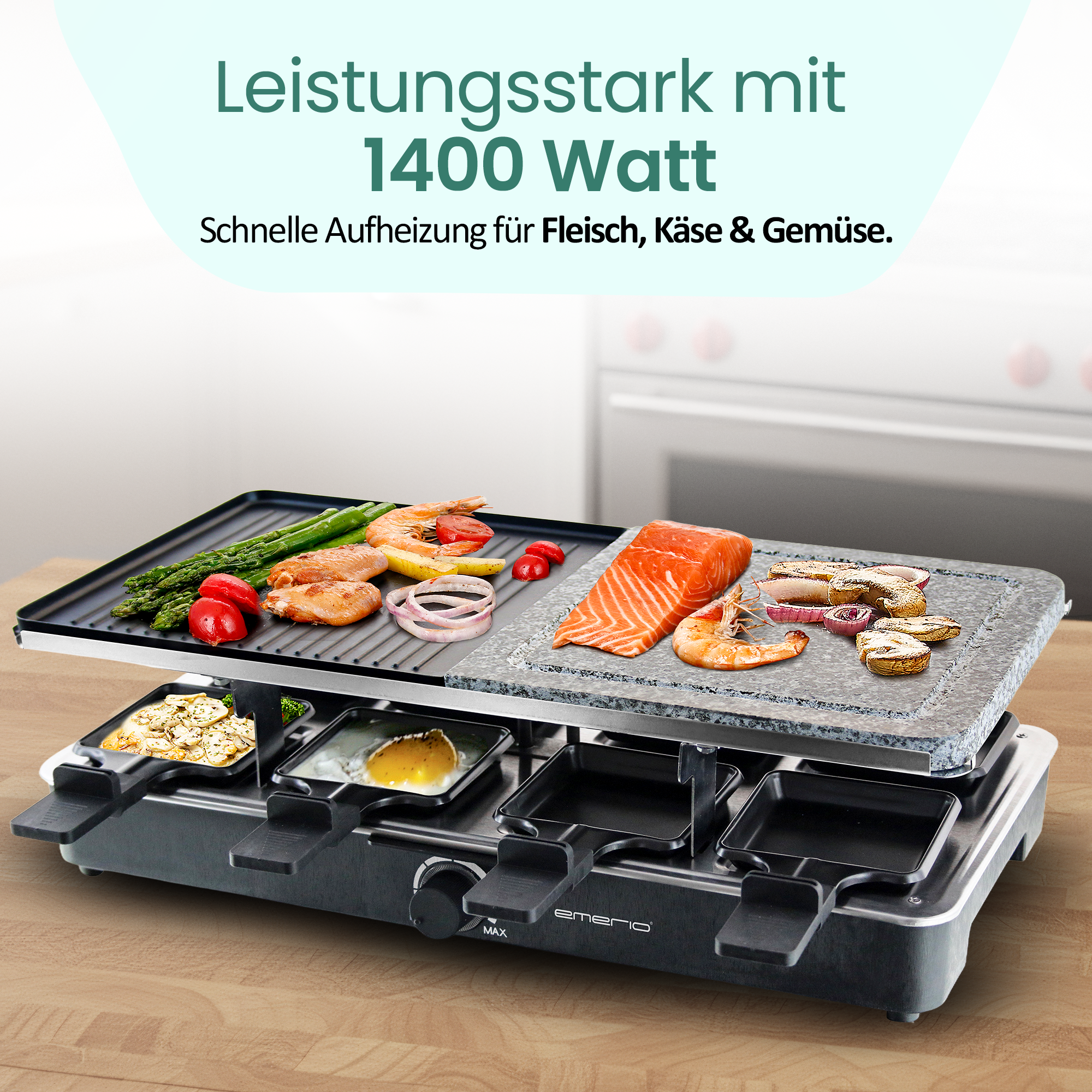 Raclette-Grill mit Fleisch, Garnelen, Spargel und Gemüse. Unten sind Pfännchen.