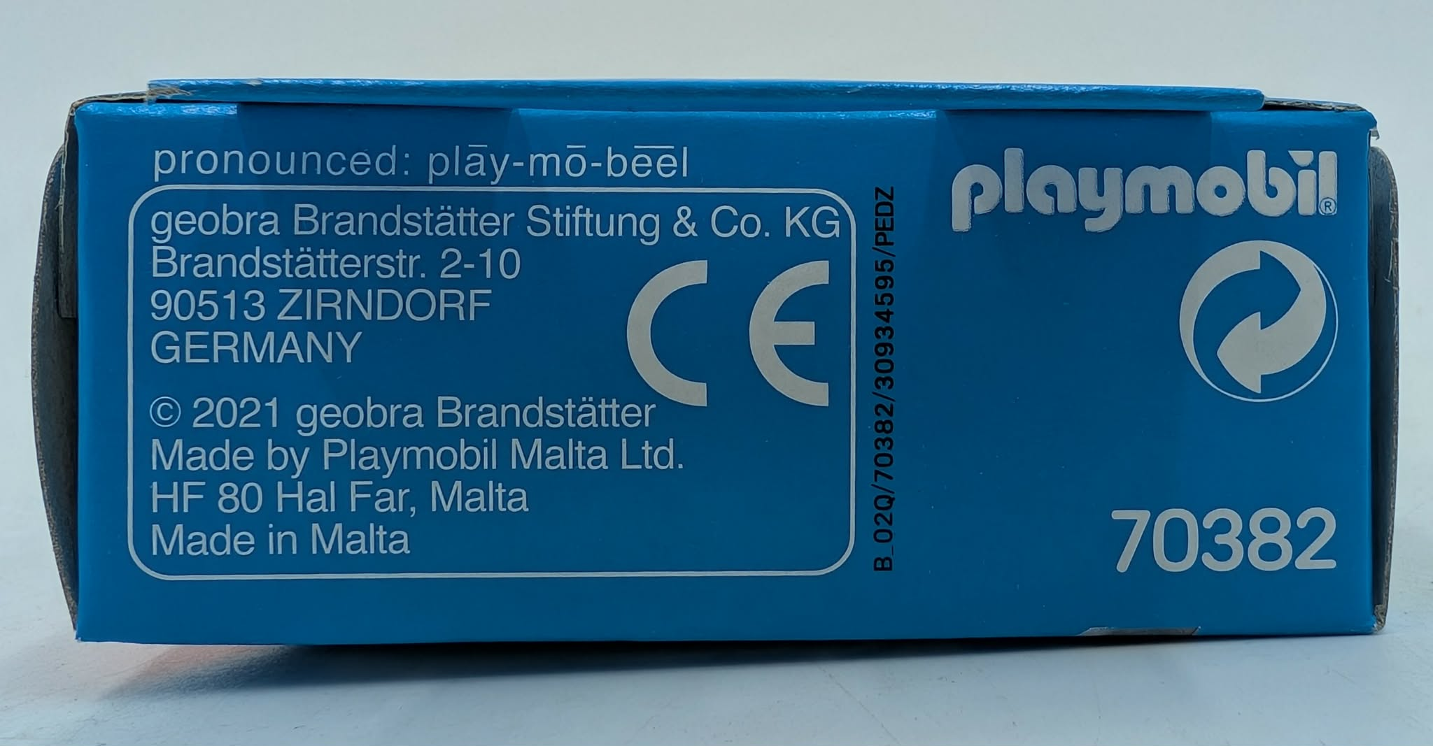 Blue Playmobil box with text and logos including CE mark and product number 70382.
