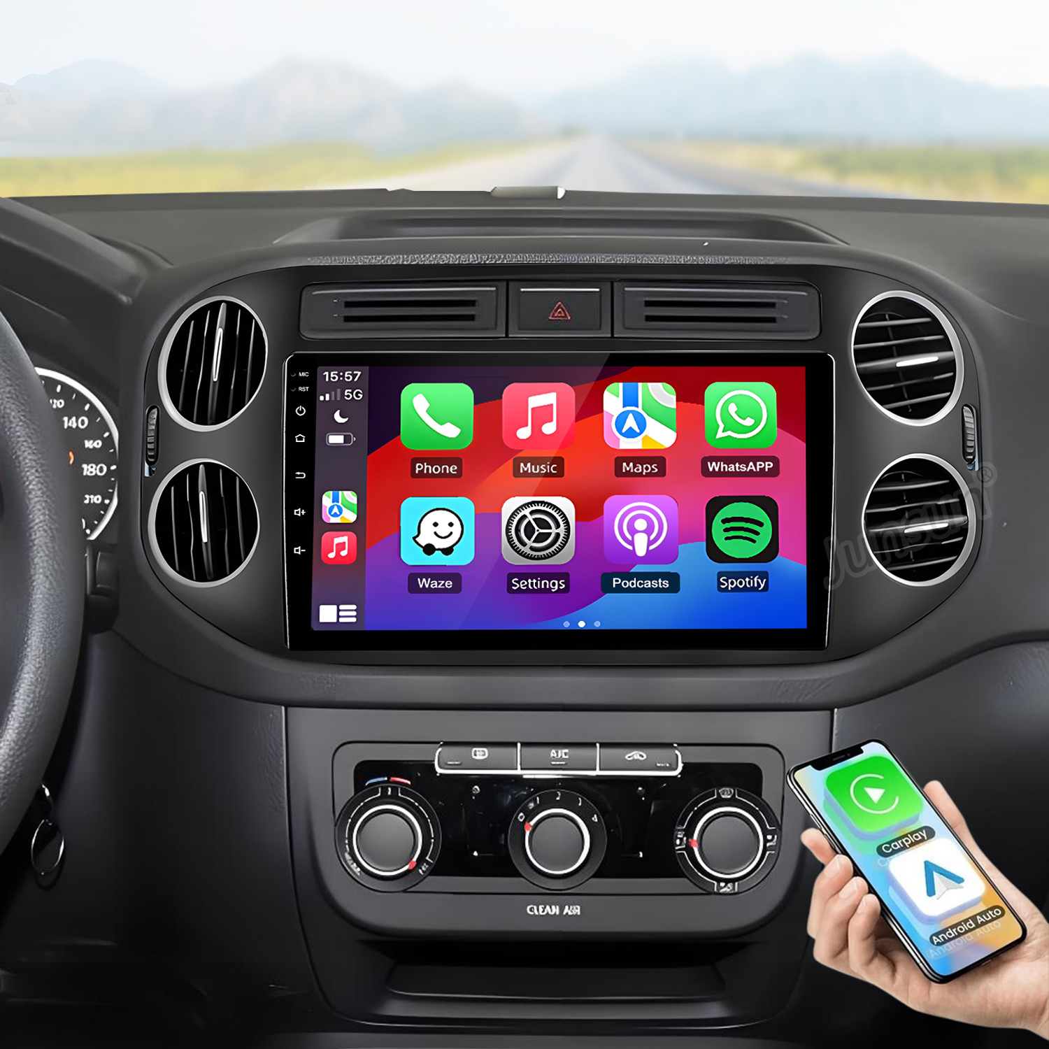 Auto-Infotainmentsystem mit Smartphone-Integration und Apps auf dem Bildschirm.