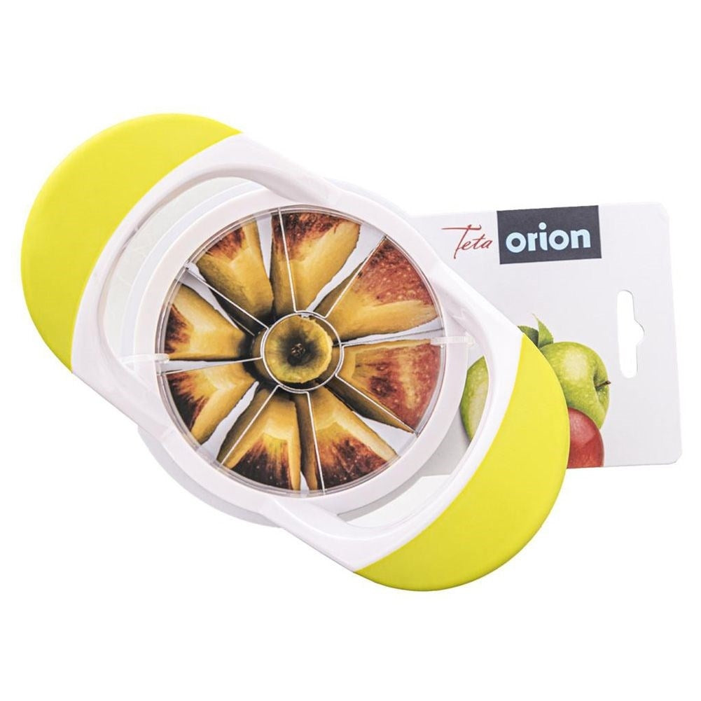 Un cortador de manzanas amarillo y blanco con ocho trozos de manzana cortada.