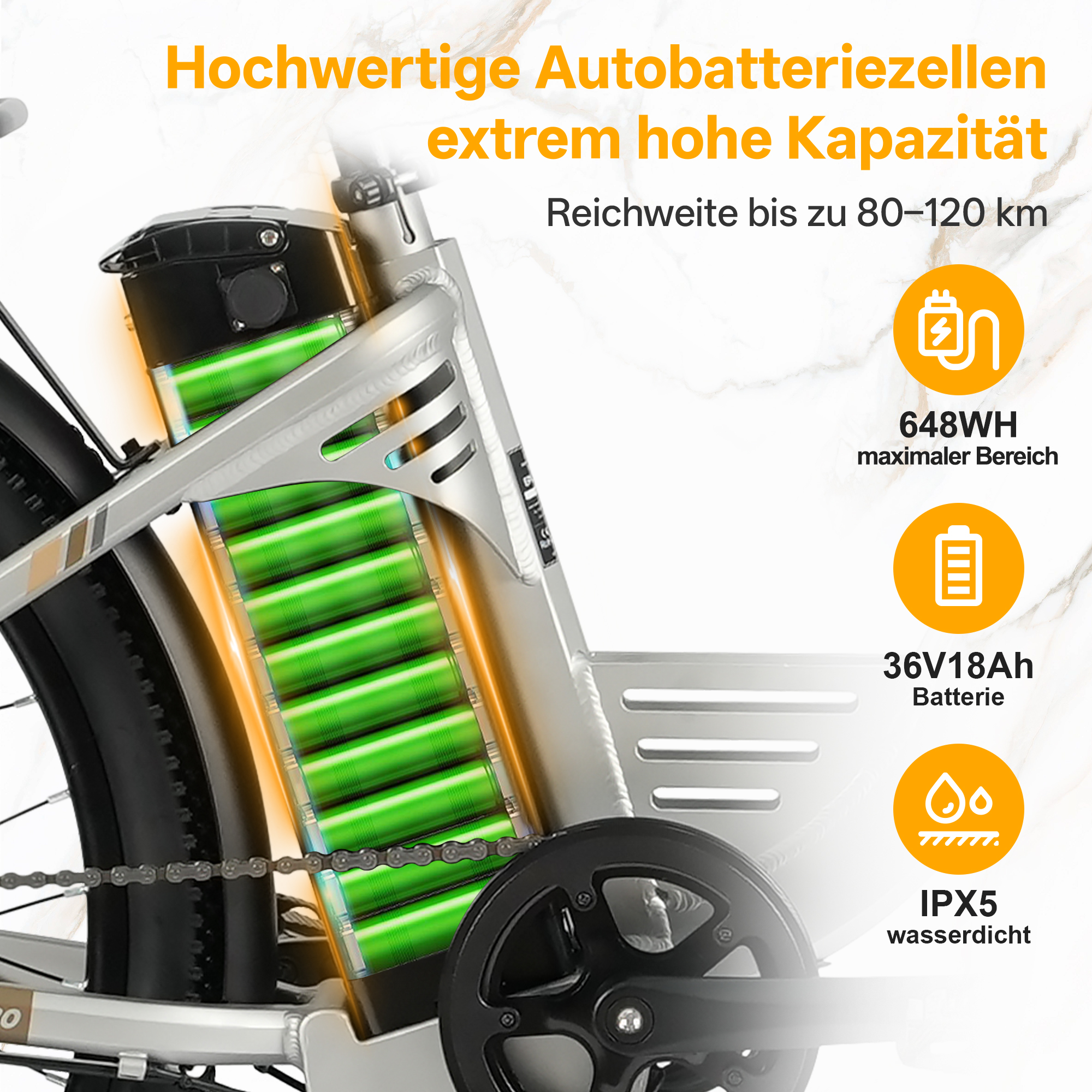 E-Bike mit silbernem Rahmen, sichtbare grüne Akku-Zellen, Kette und Rad.