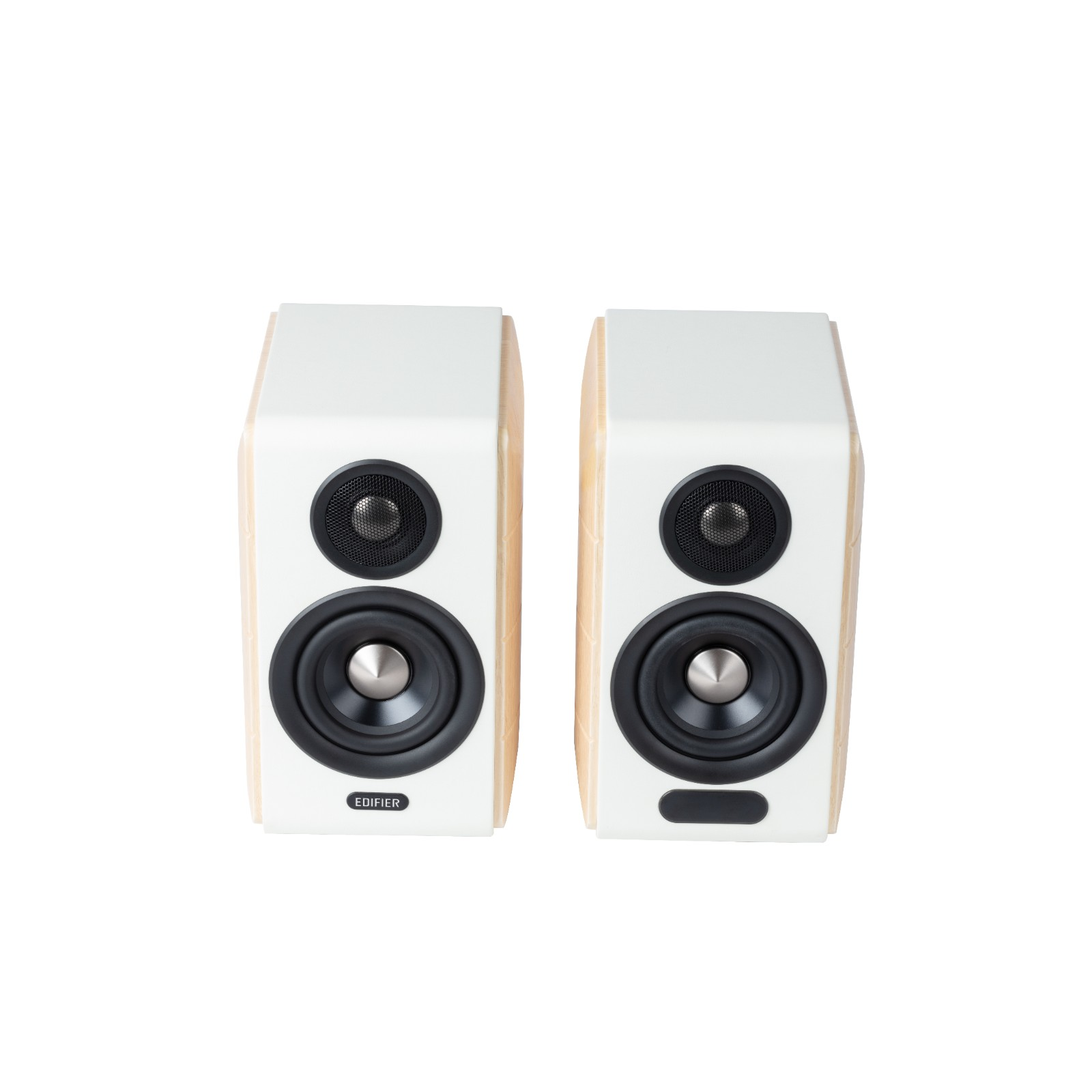 Dwa białe głośniki z drewnianymi bokami i czarnymi przetwornikami.