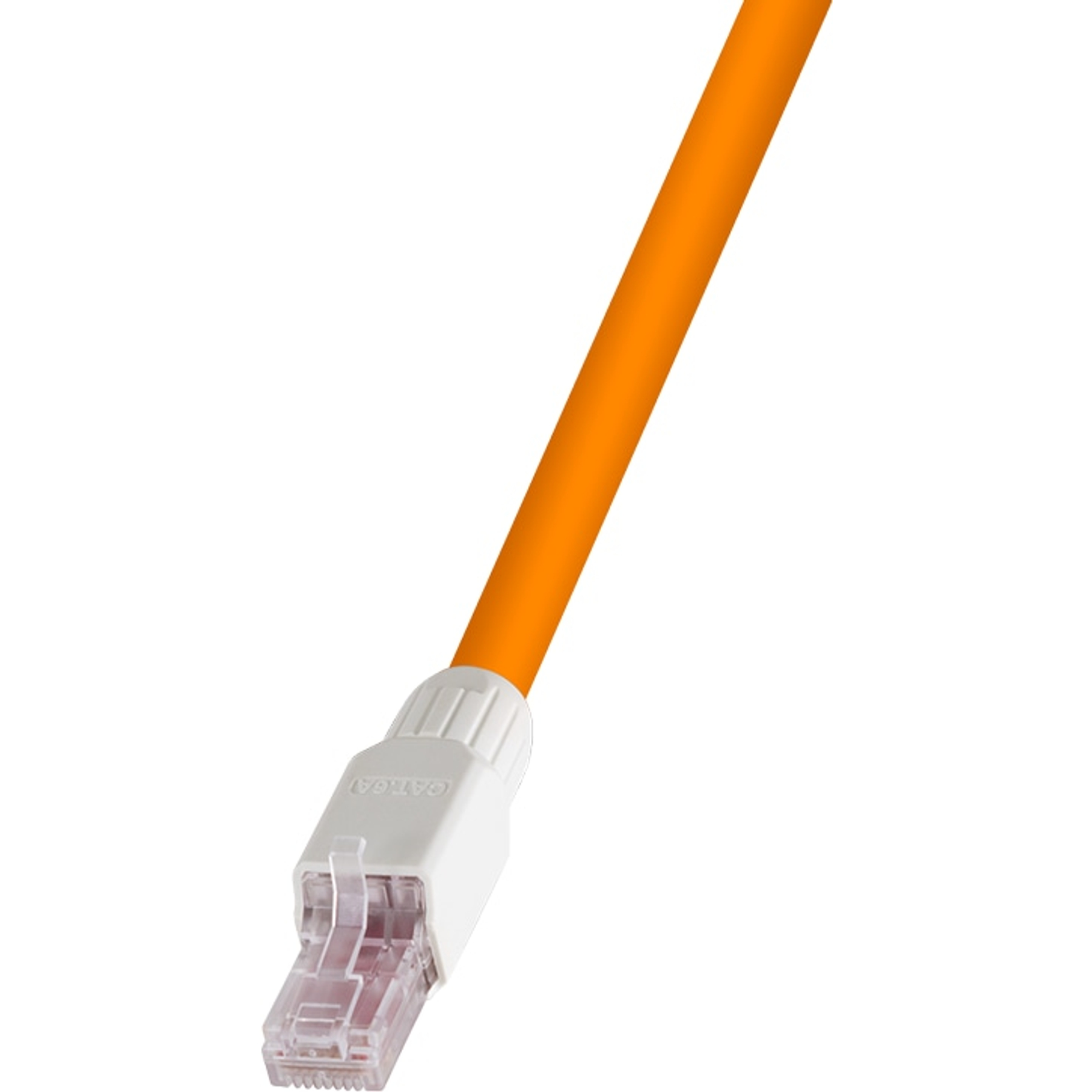 Ein orangefarbenes Netzwerkkabel mit einem transparenten RJ45-Stecker.