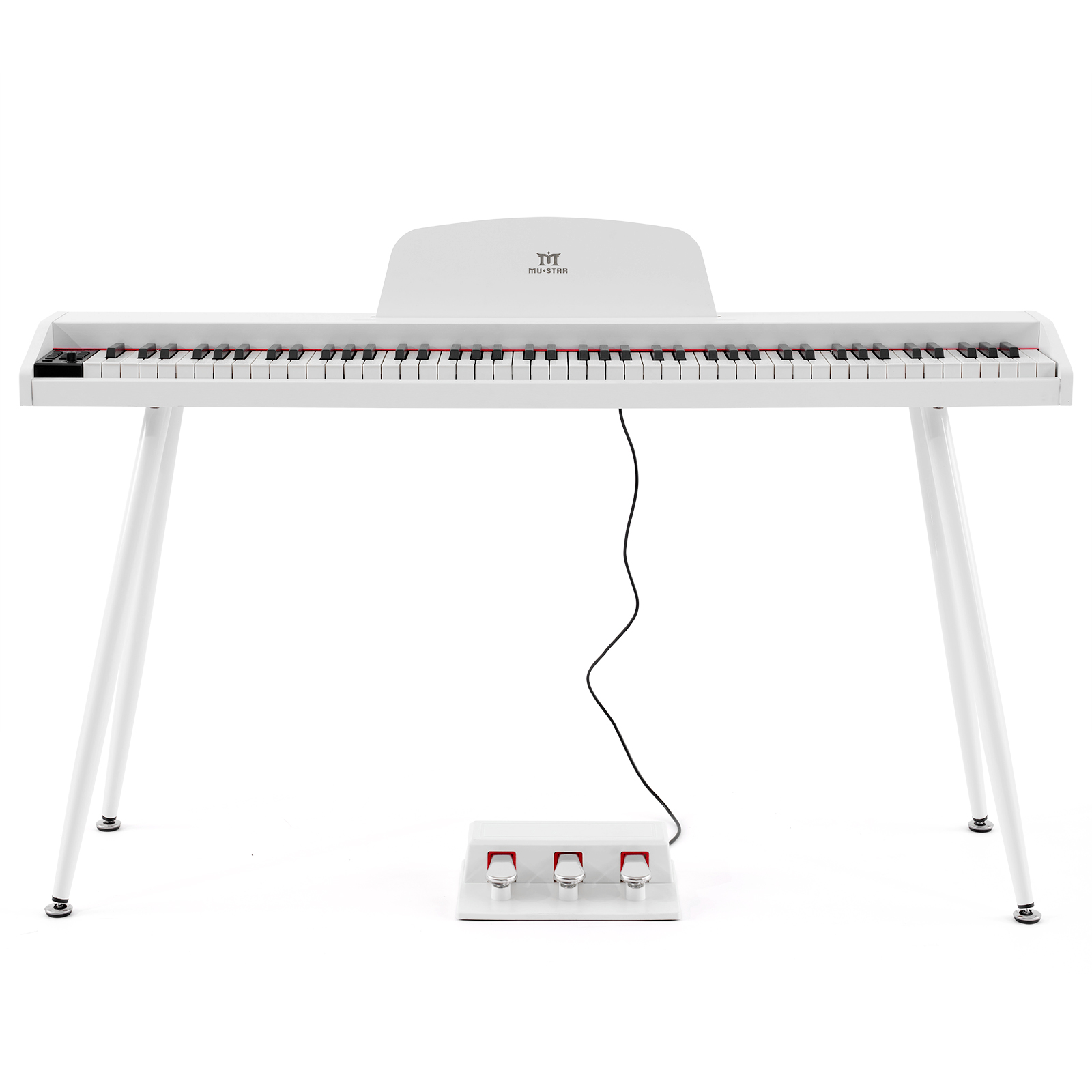 Ein weißes Digitalpiano mit Notenpult, schwarzer Tastatur und drei Pedalen.