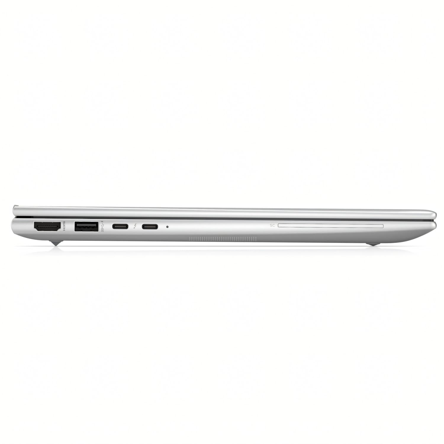 Portátil plateado con puertos: HDMI, USB-A, USB-C, lector de tarjetas SD.