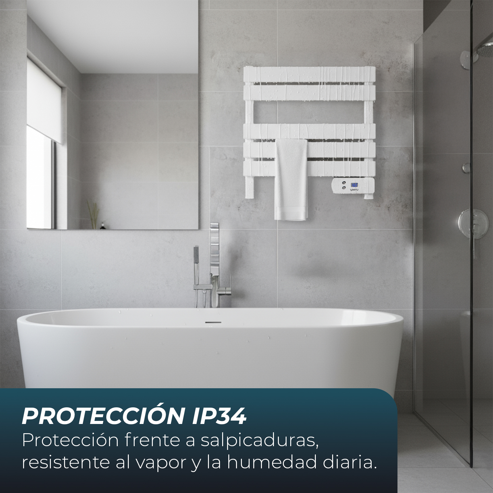 Un baño moderno con bañera, espejo y un toallero blanco con pantalla digital.