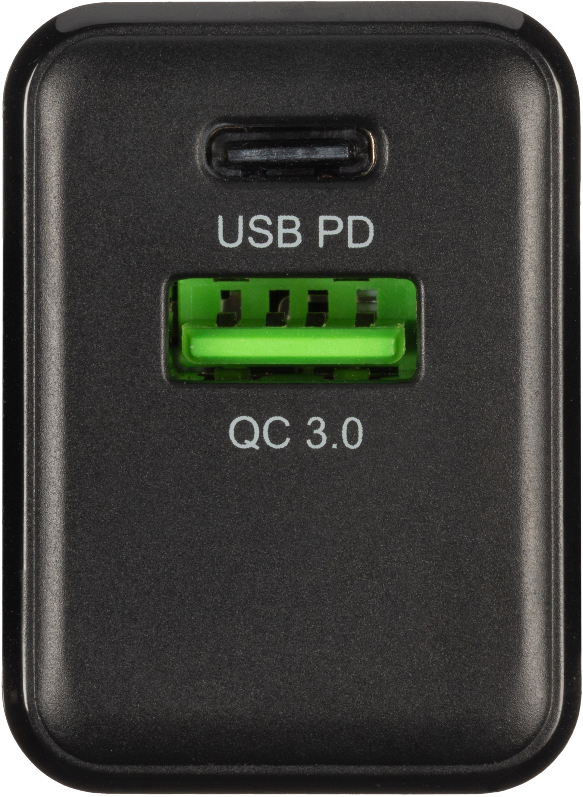 Schwarzer Ladestecker mit USB-C PD und grünem QC 3.0 Anschluss.