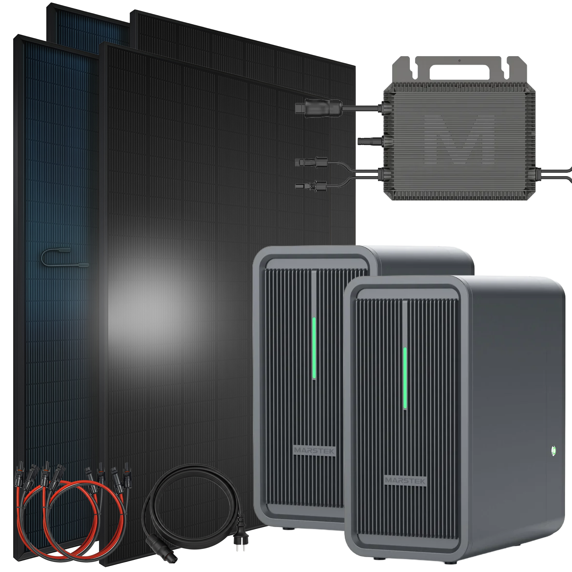 Drei schwarze Solarmodule, zwei graue Netzteile, ein grauer Wechselrichter, Kabel und Stecker.