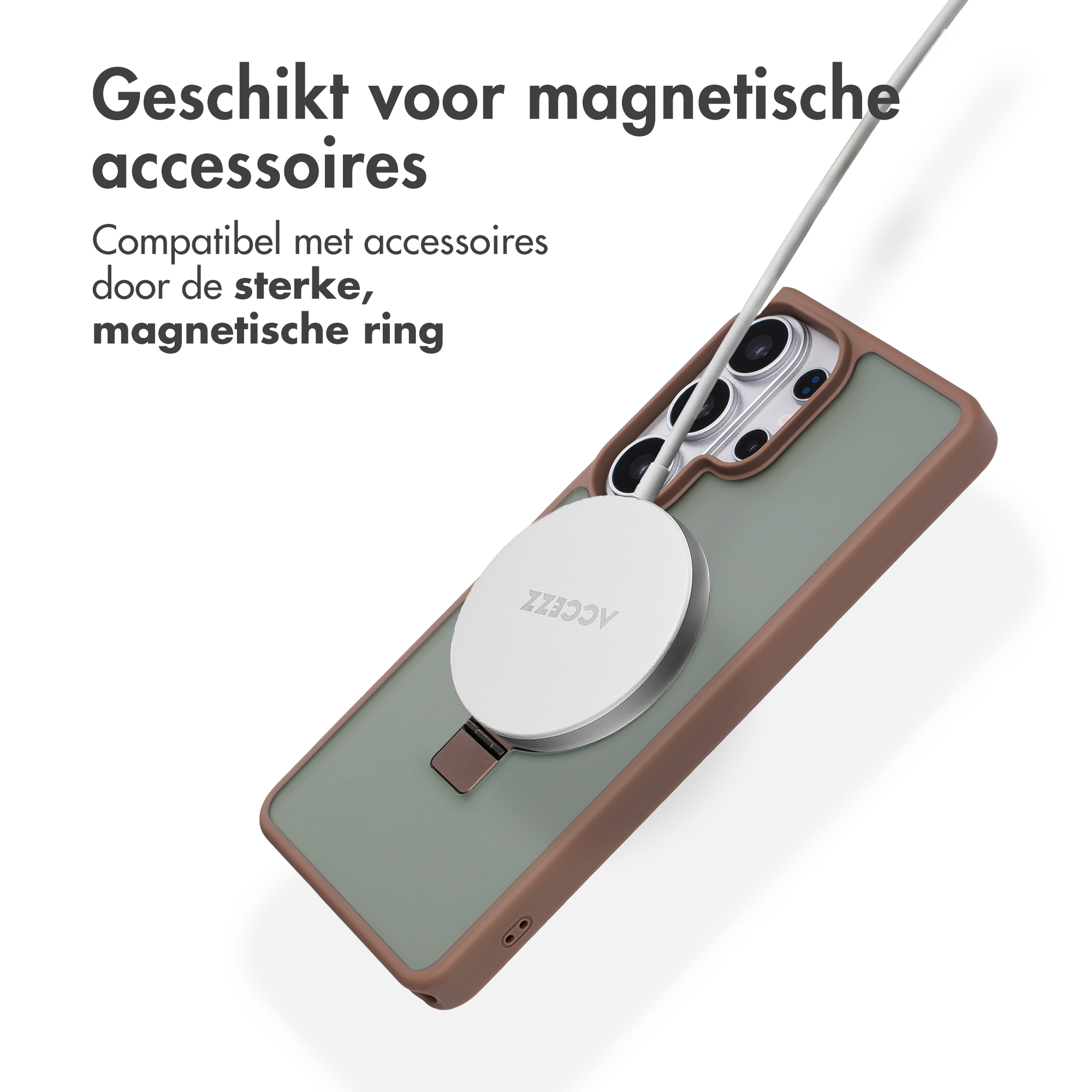 Een smartphone met groene achterkant en bruine rand, bevestigd aan een magnetische oplaadhoes.