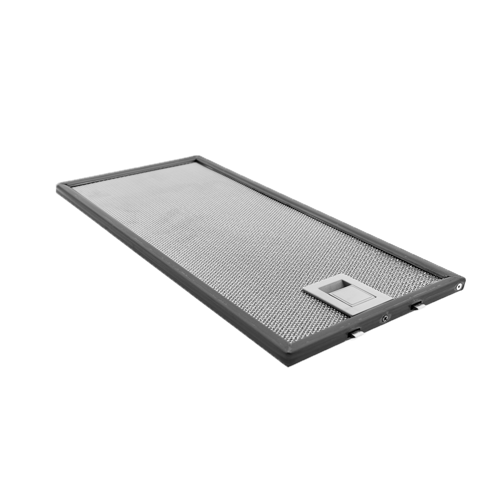 Un filtro rettangolare per cappa con rete metallica e telaio grigio.