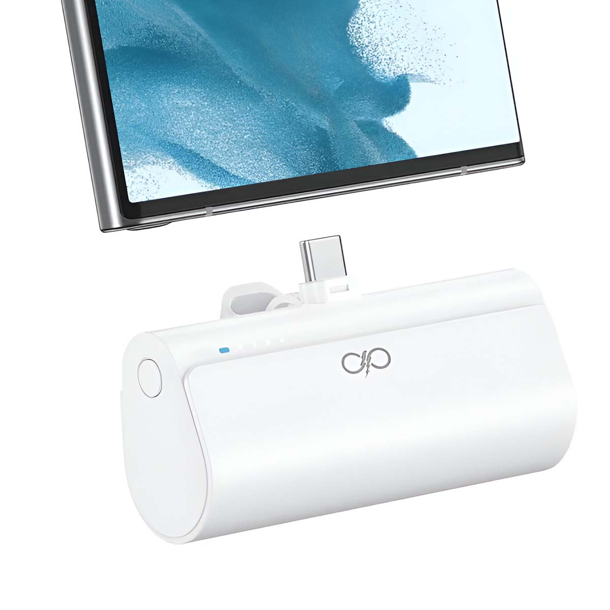 Un chargeur portable blanc avec connecteur USB-C à côté d'un smartphone.