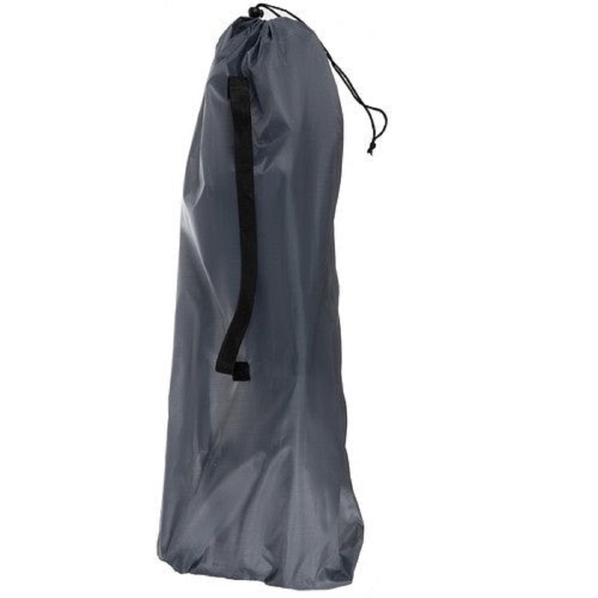 Bolsa de tela gris con asa negra y cordón en la parte superior.