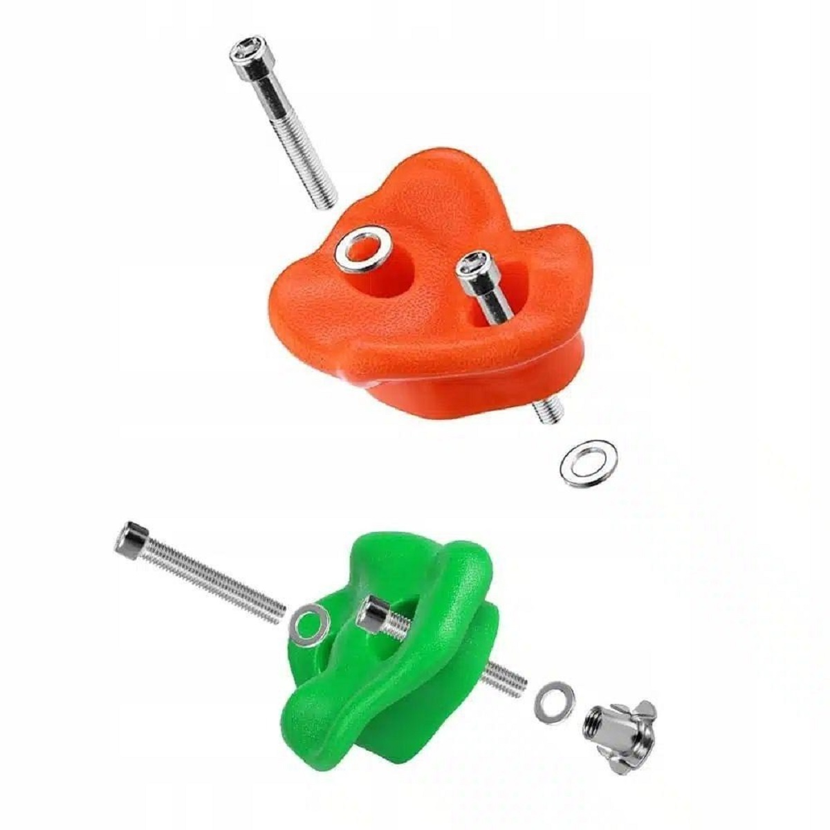 Dos agarres de escalada, uno naranja, uno verde, con pernos y arandelas.