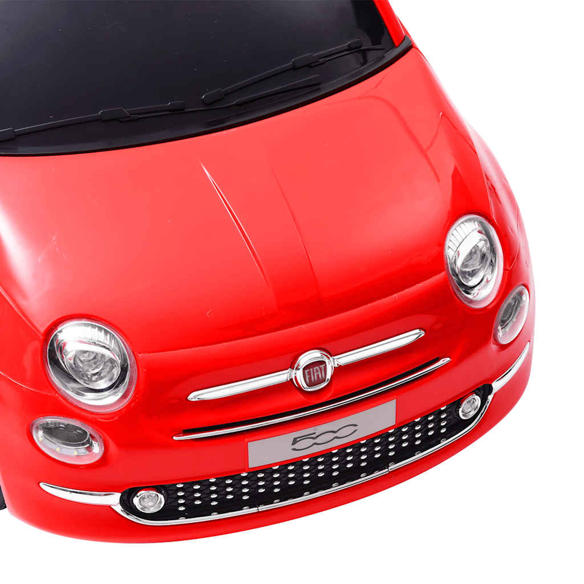 Ein roter Fiat 500 mit Chromdetails und einem Gitterkühlergrill.