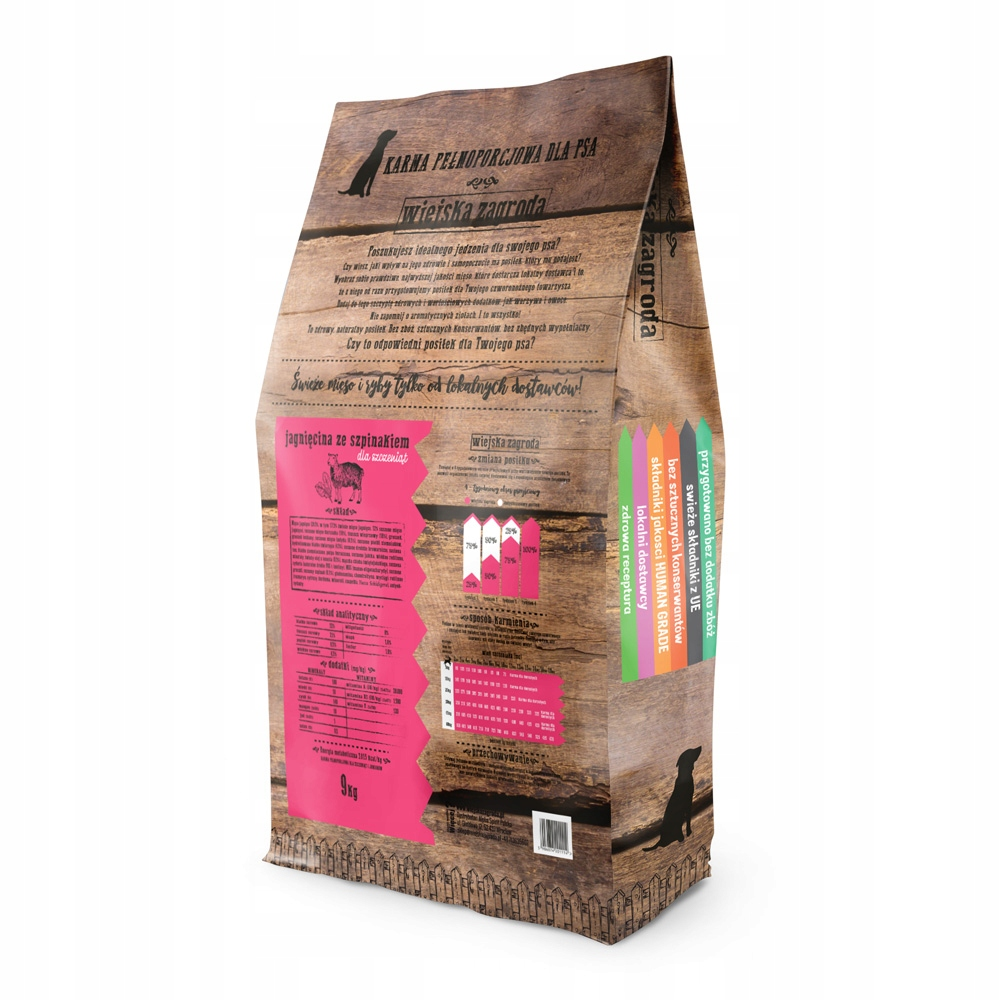 Worek karmy dla psów 'Wiejska Zagroda' z jagnięciną i szpinakiem dla szczeniąt.