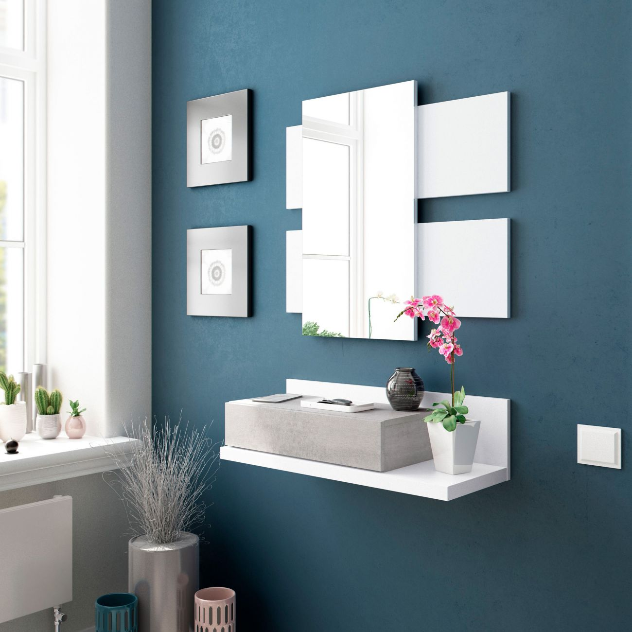 Pasillo moderno con pared azul, espejo, estante, decoración y ventana.