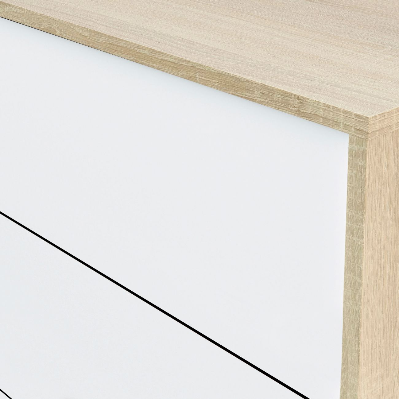 Primer plano de un frente de cajón blanco con detalles de madera y líneas negras.