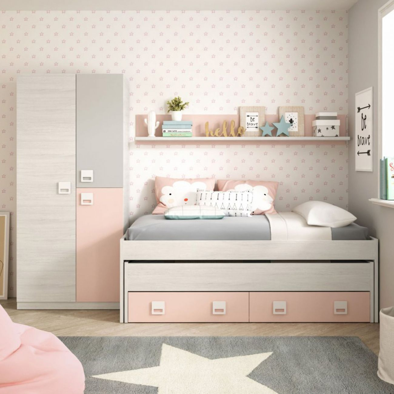 Dormitorio infantil con cama, armario y papel pintado de estrellas.