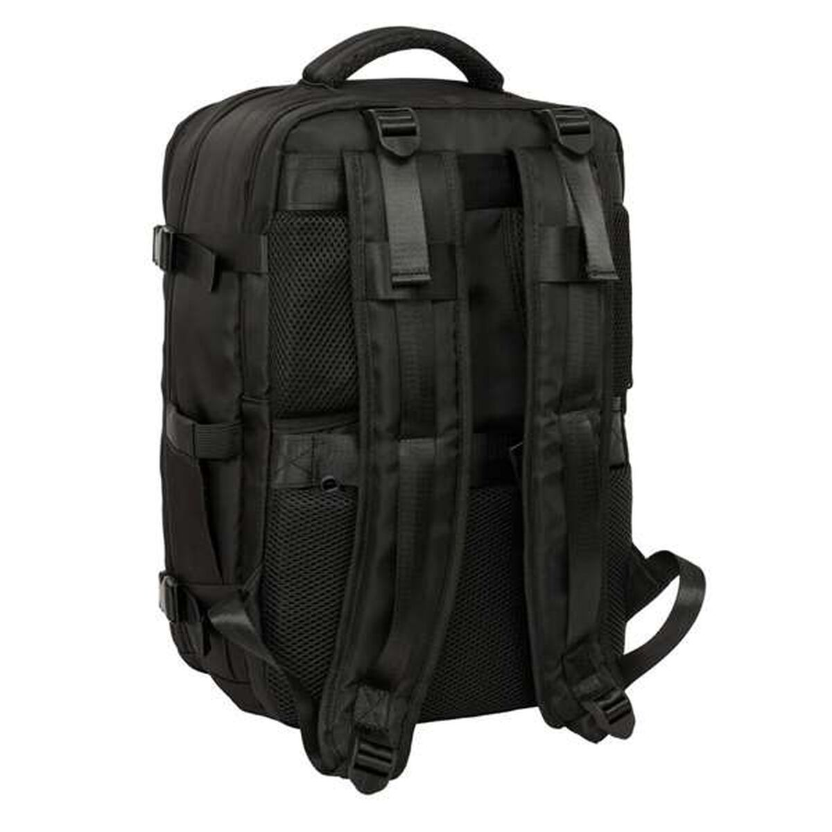 Schwarzer Rucksack mit vielen Riemen und Netztaschen, von hinten gezeigt.