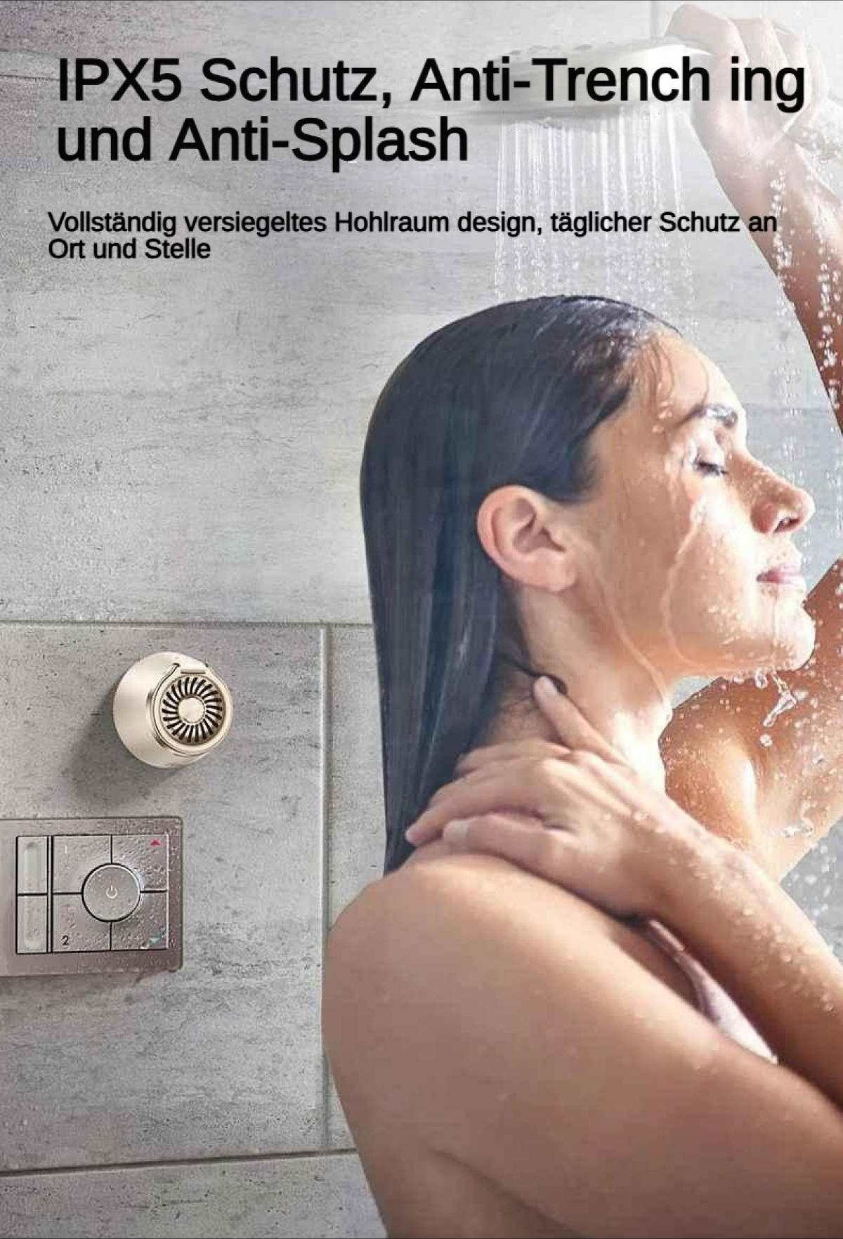 Frau duscht unter einer Duschbrause, neben einem Ventil und einem kleinen Lautsprecher.