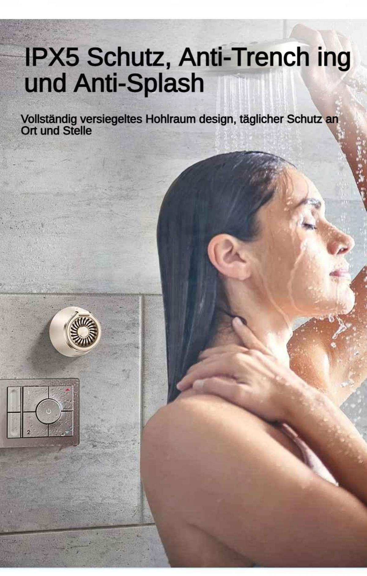 Frau unter der Dusche mit IPX5 Schutz. Ein kleines Gerät ist an der Wand montiert.