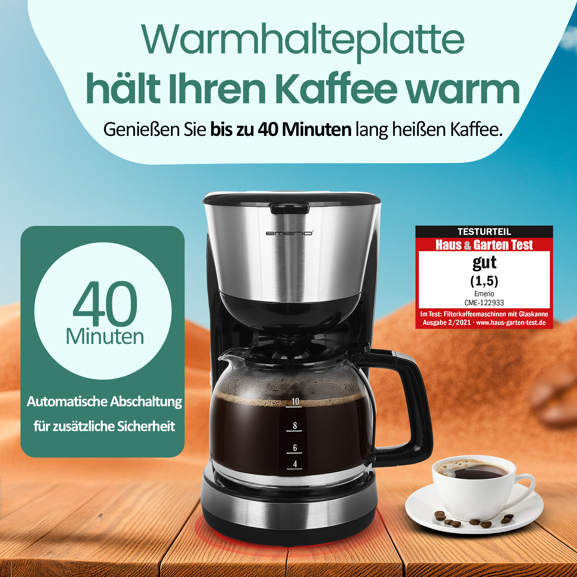 Kaffeemaschine mit Glaskanne auf Holztisch, hält Kaffee 40 Min warm.
