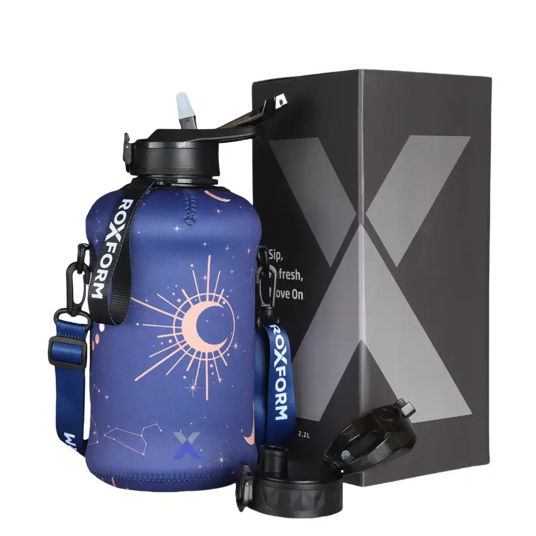 ROXFORM 2200 ml Sağlıklı BPA & BPS  İçermez Kılıflı Çift Kapaklı Plastik Matara