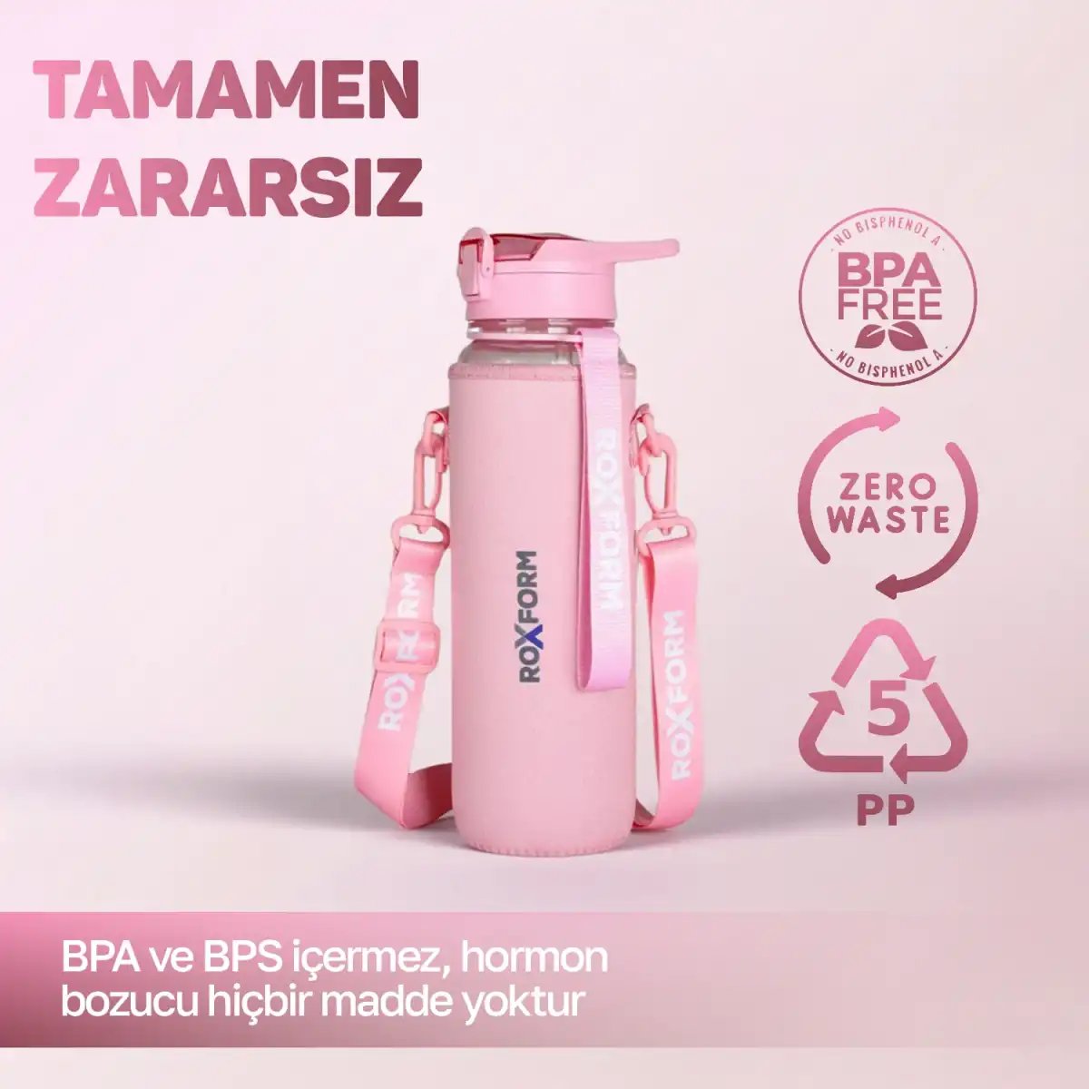 Askılı pembe su şişesi, BPA içermez ve sıfır atık sembolleri.