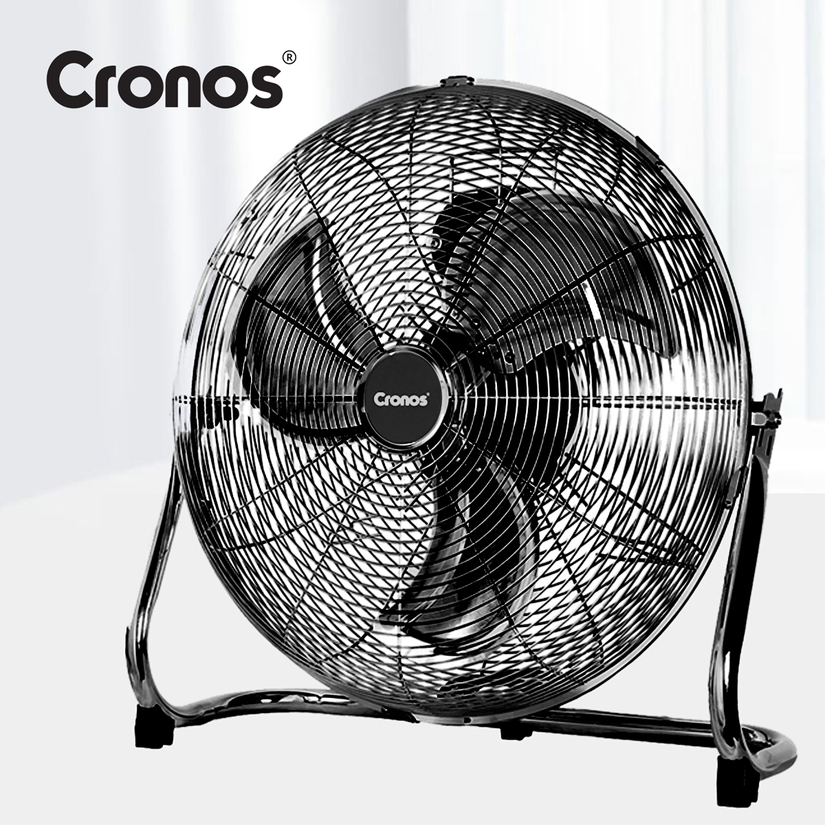 Duży, czarny wentylator podłogowy Cronos na błyszczącym metalowym stojaku.
