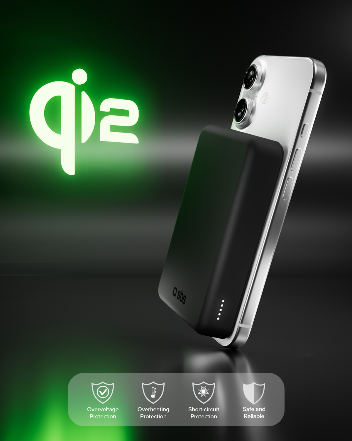 Uno smartphone si ricarica in modalità wireless da un caricabatterie Qi2 nero.