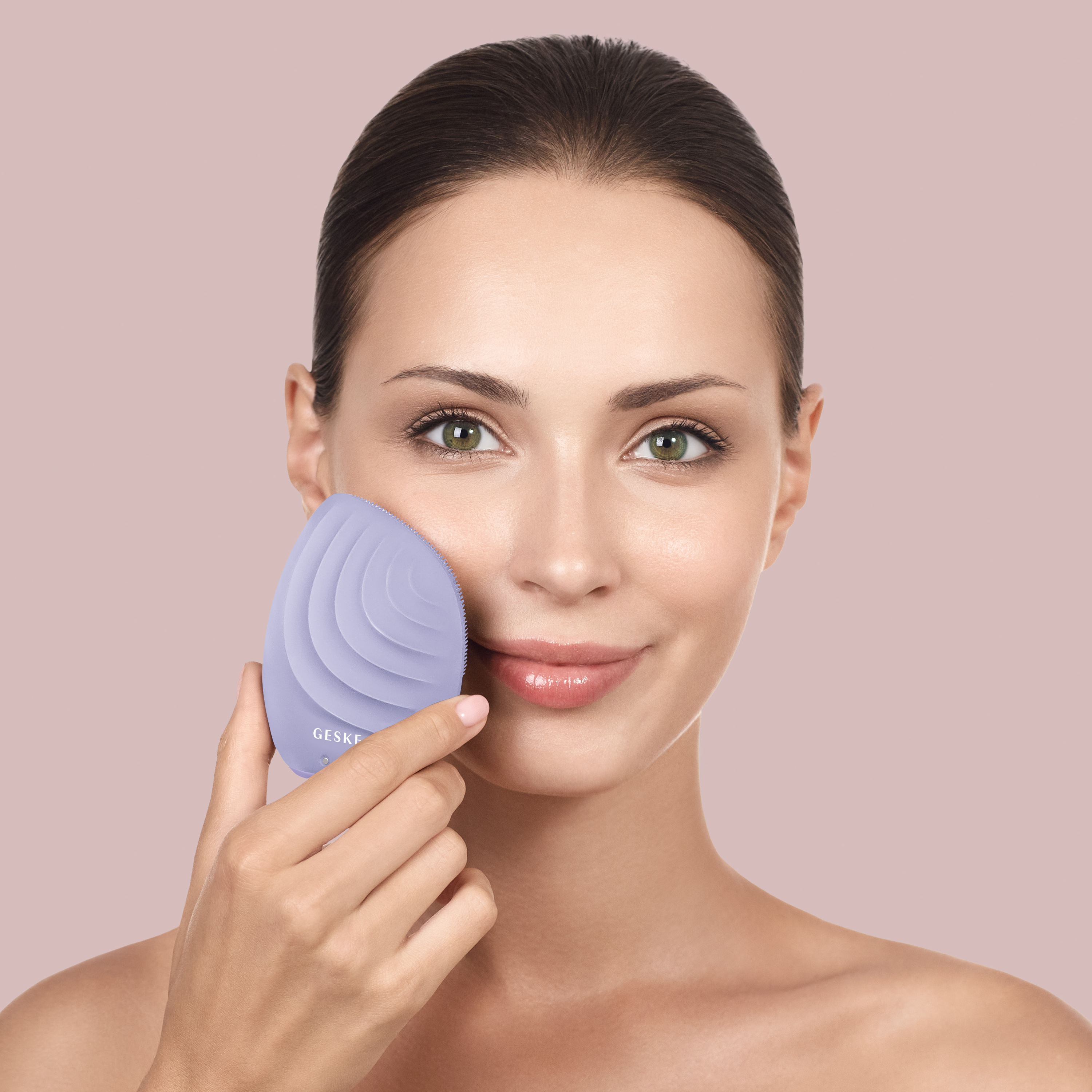 GESKE Titreşimli Sonic Facial Brush Yüz Temizleme Cihazı beyaz