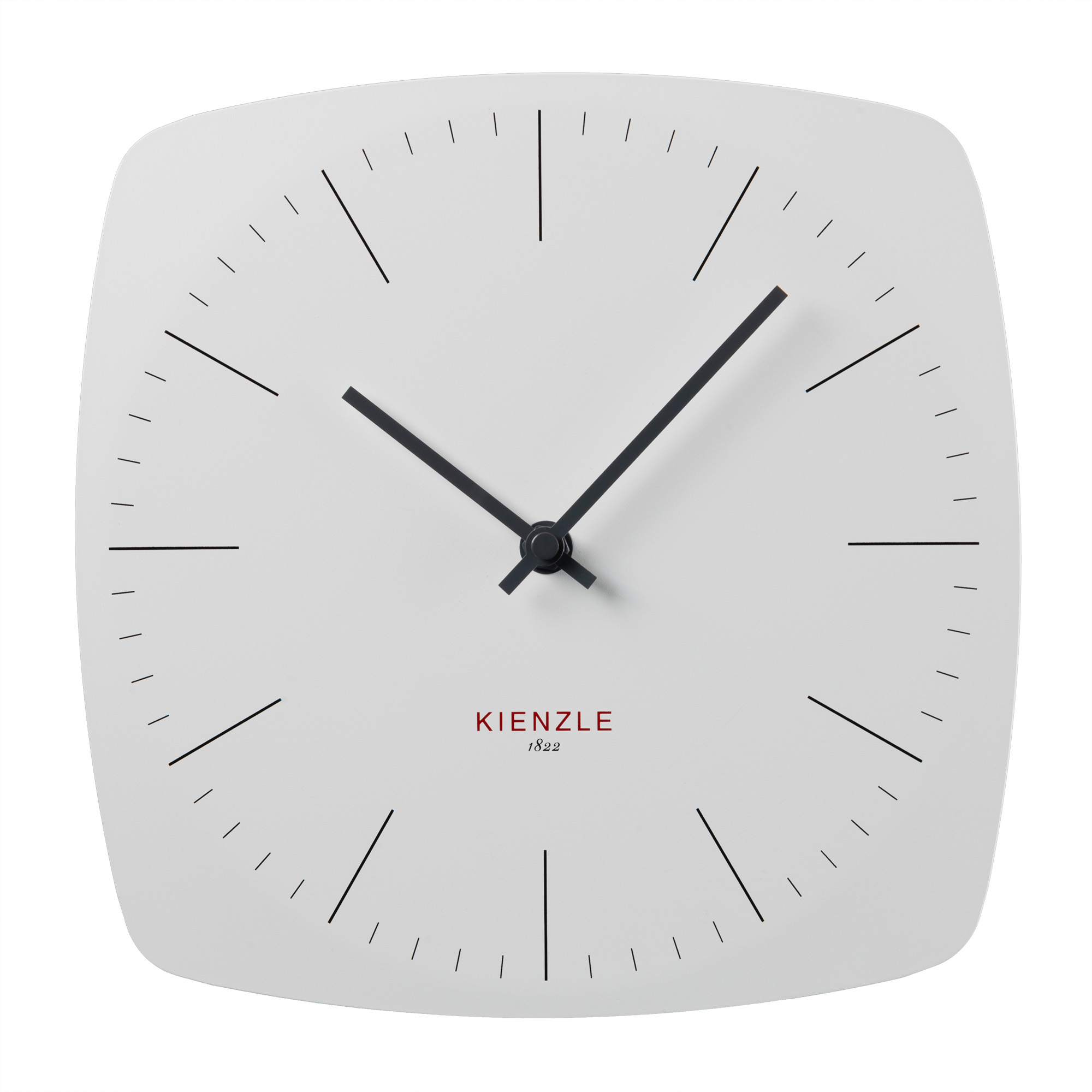 Un orologio da parete Kienzle bianco con lancette e trattini neri sul quadrante.