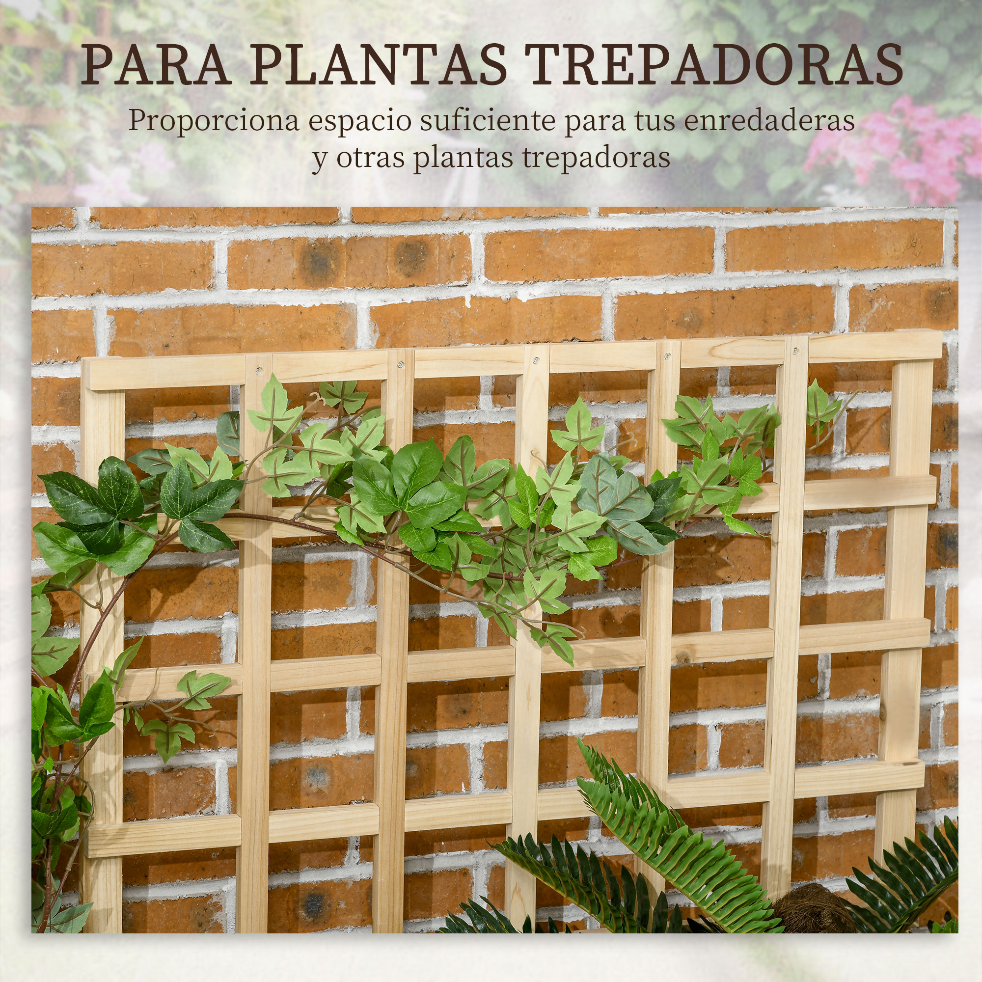 Enrejado de madera con enredaderas verdes contra pared de ladrillos.