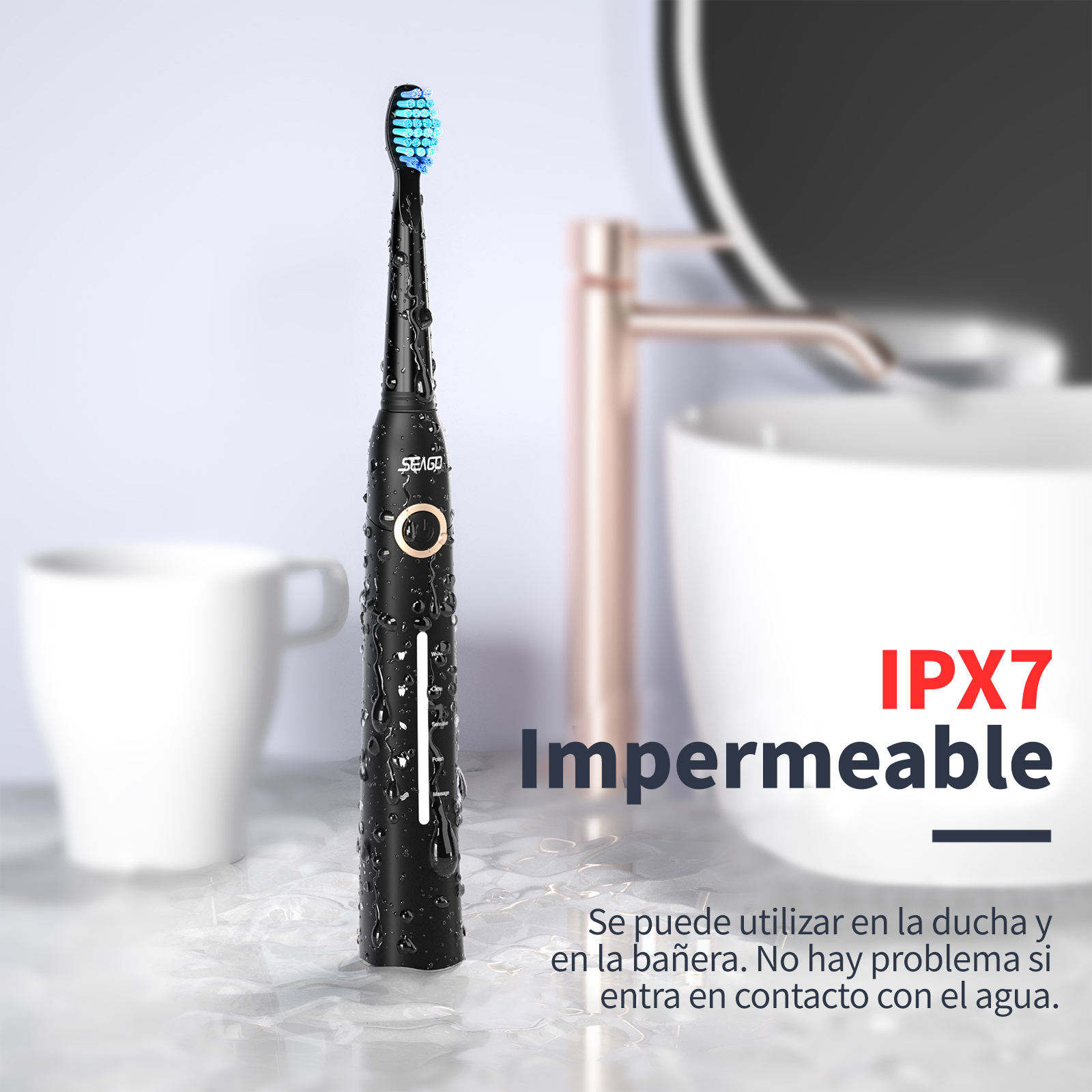 Cepillo de dientes eléctrico negro con cerdas azules, mojado, al lado de una taza.