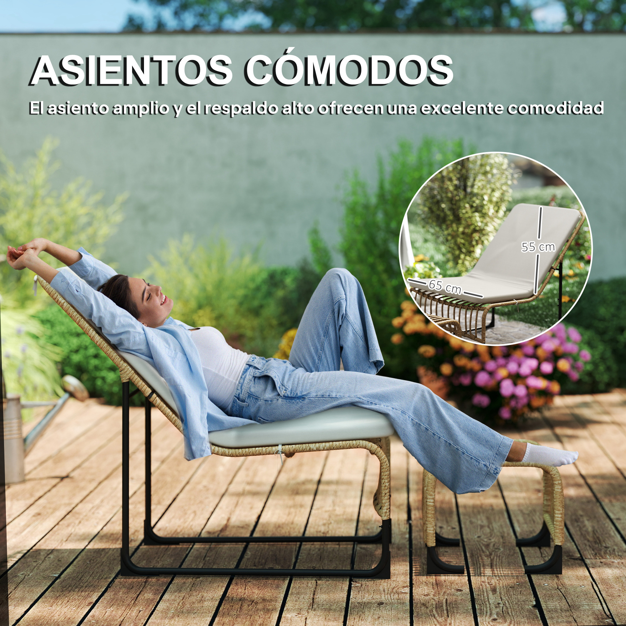 Una mujer se relaja en una silla de ratán al aire libre. Las dimensiones se muestran en la silla.