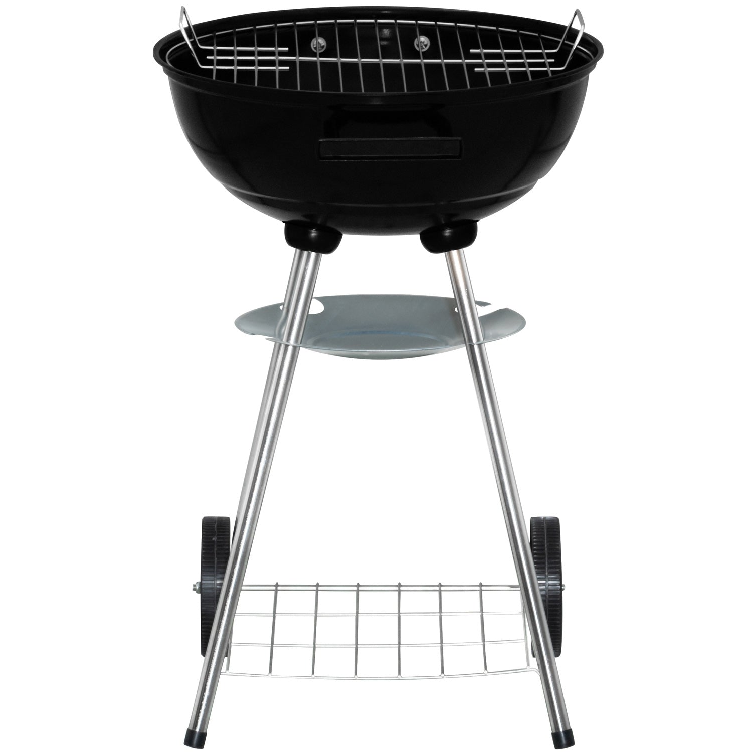 Een zwarte houtskoolgrill met zilveren poten en wielen op witte achtergrond.